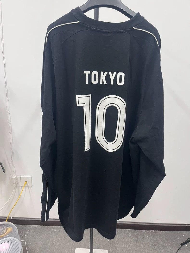 Balenciaga Balenciaga 24 SS Manchester United Football Tokyo Limited L Size US XXL / EU 58 / 5 - 2 Thumbnail