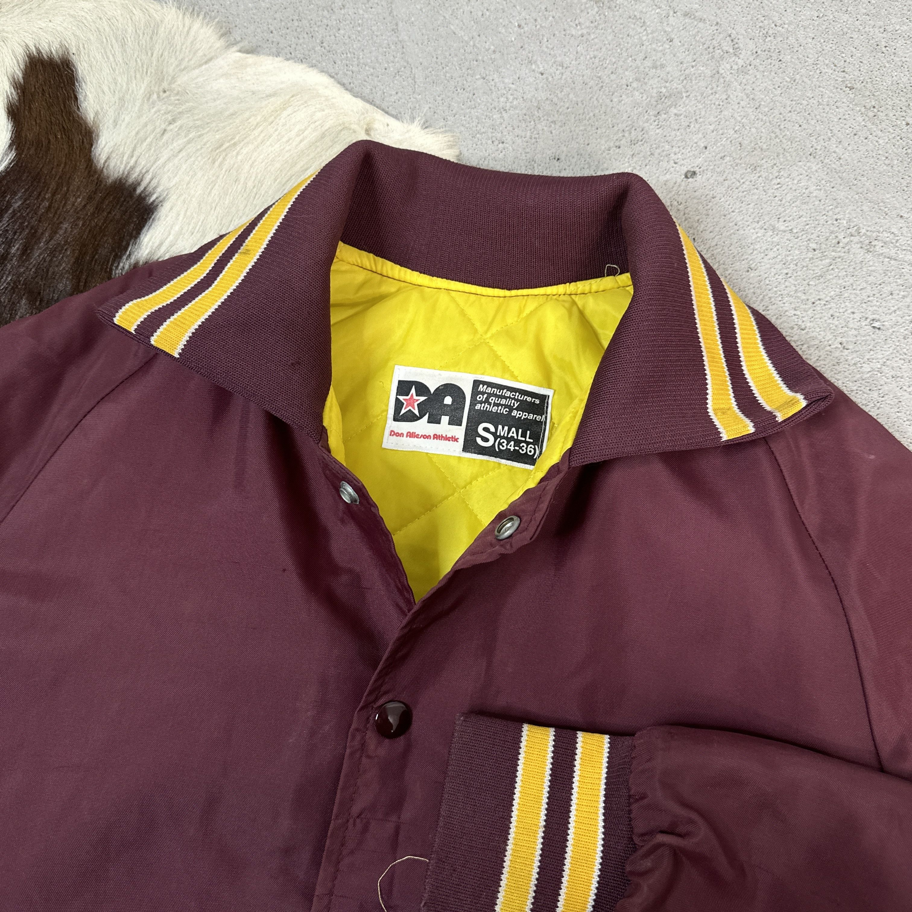 Vintage Waterloo Pirates 90s Vintage Jacket Size US S / EU 44-46 / 1 - 6 Thumbnail