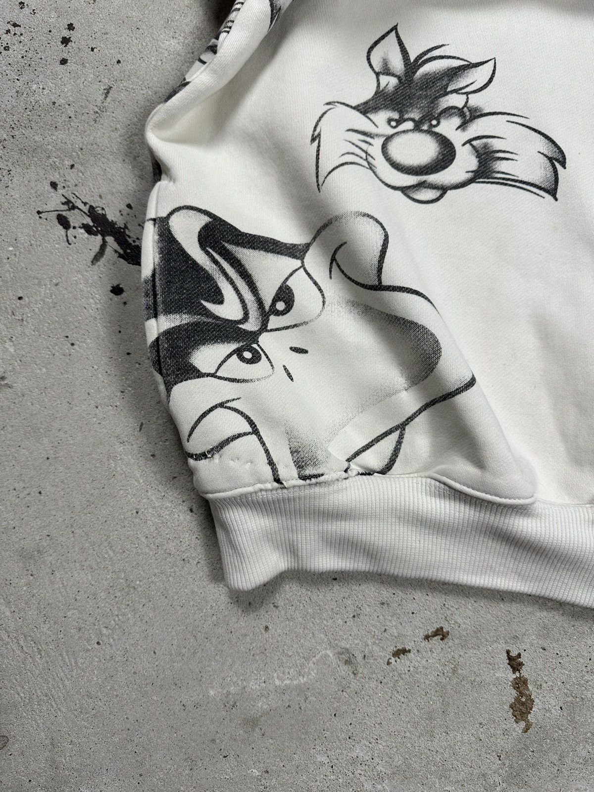 Vintage × Warner Bros Vintage y2k Lot 29 Looney Tunes All Over Print Boxy Hoodie Size US XXL / EU 58 / 5 - 12 Thumbnail