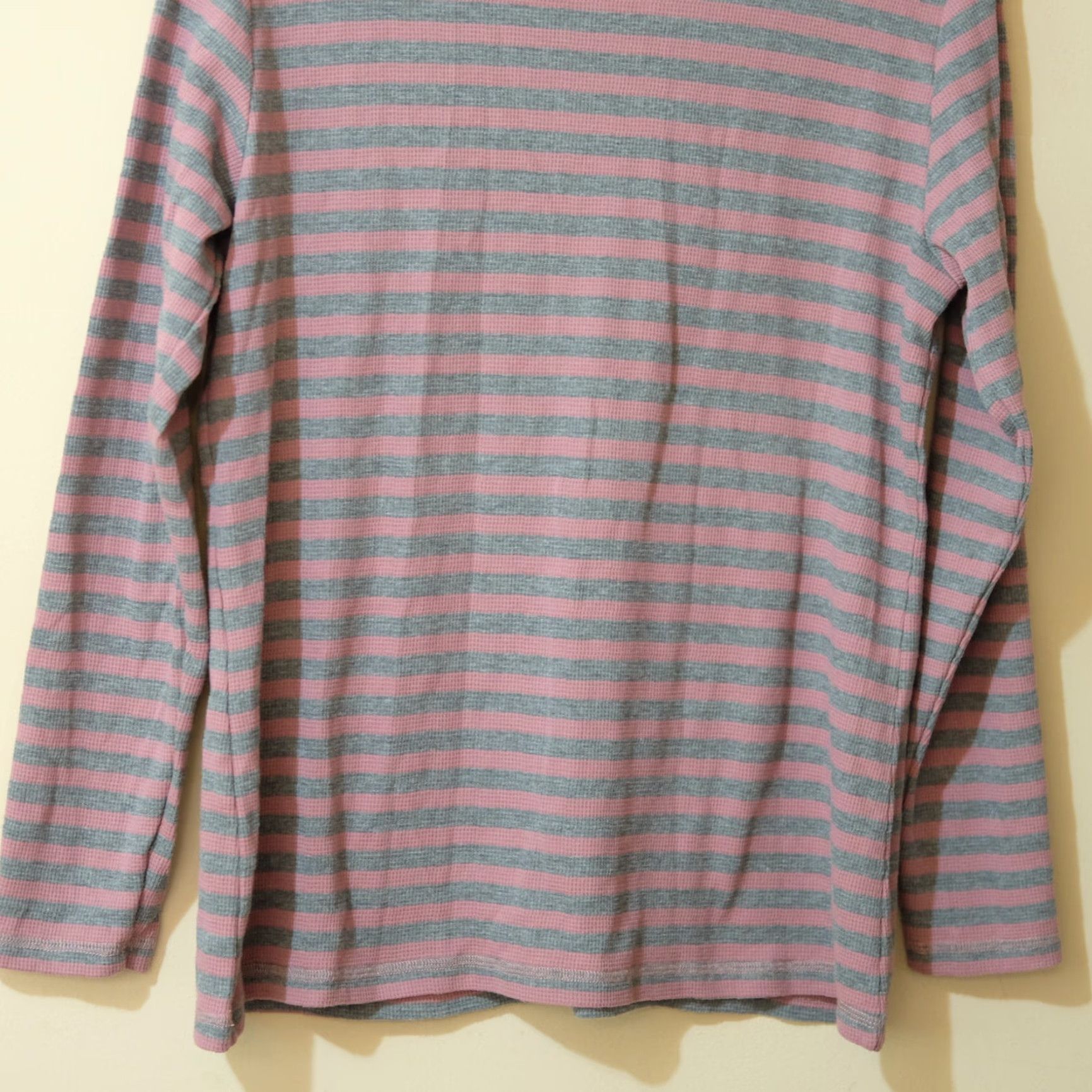 Vintage Christopher & Banks Thermal Shirt Women's L Mauve/Grey Stripe Knit Pullover Long Sleeve Split V-Neck Made in China Size L / US 10 / IT 46 - 8 Thumbnail
