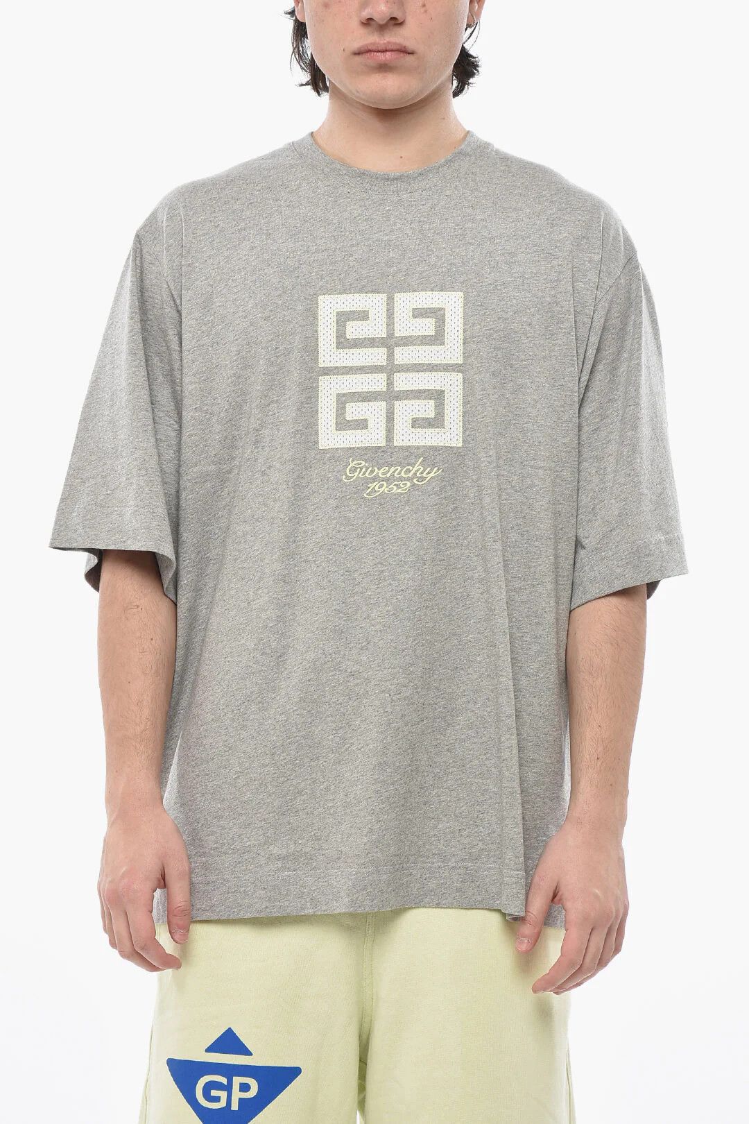 Givenchy og1mm0326 Crewneck T-Shirt in Grey Size US XXL / EU 58 / 5 - 1 Thumbnail
