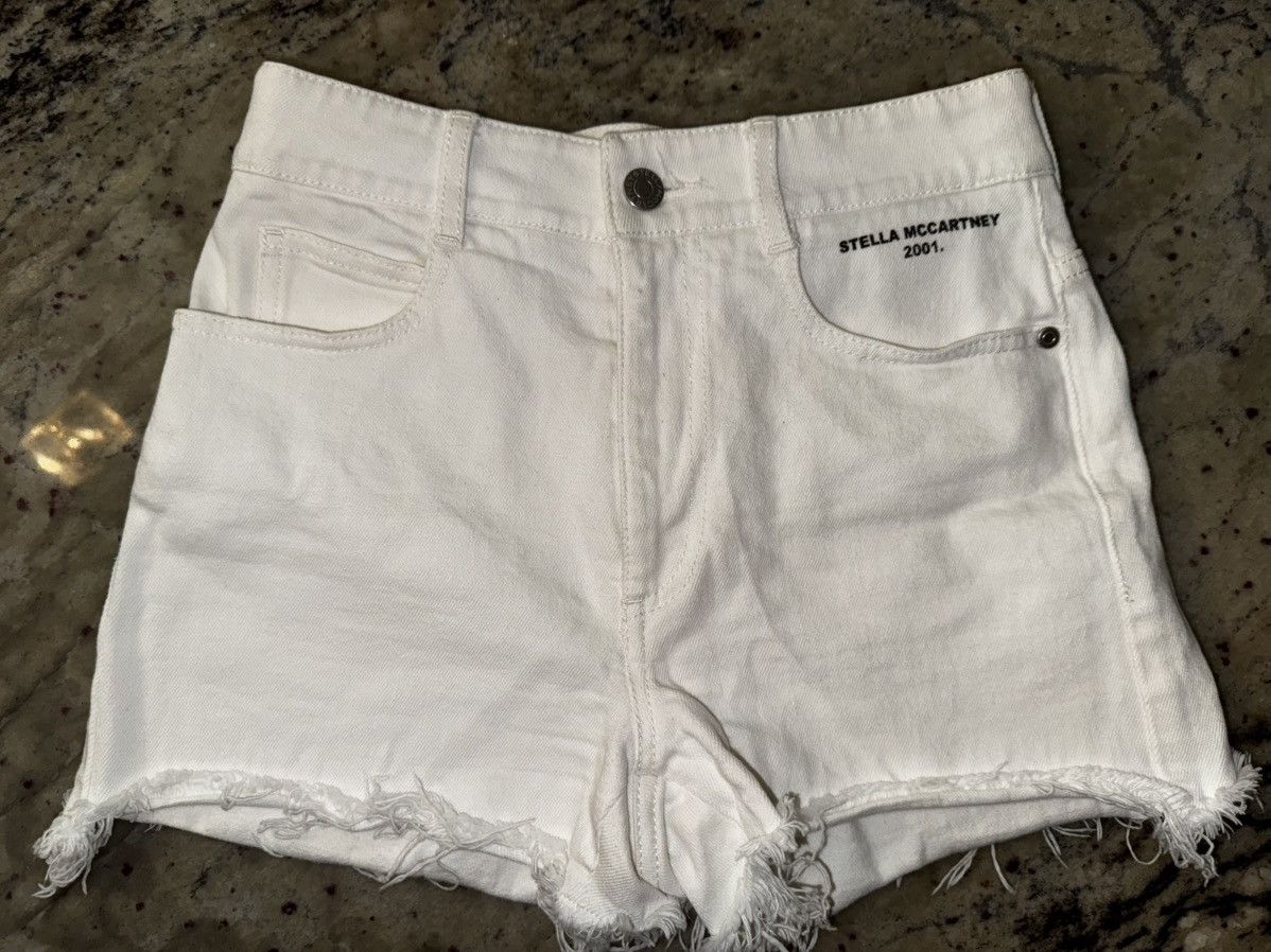Stella McCartney Stella McCartney white jean shorts Size 26" / US 2 / IT 38 - 1 Thumbnail