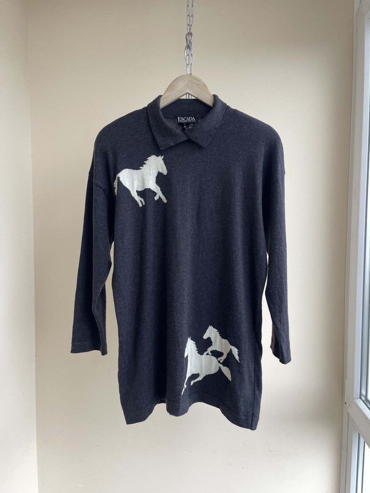 Escada Escasa Margaretha Ley Horses Print Wool Sweater Vintage 90s Size L / US 10 / IT 46 - 1 Thumbnail