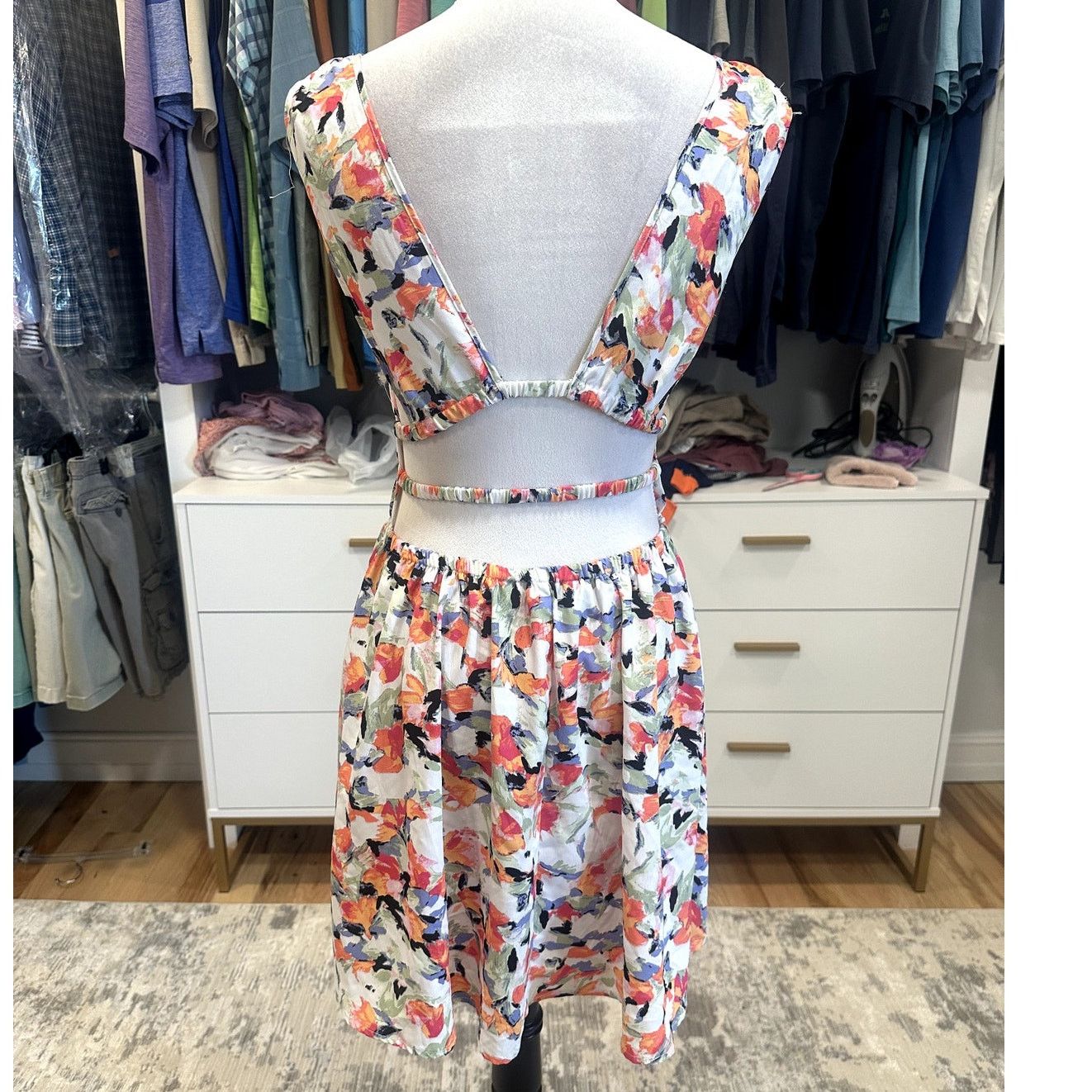 Other Vero Moda NWT S Sleeveless Floral Mini Dress Open Back NWT Size S / US 4 / IT 40 - 6 Thumbnail