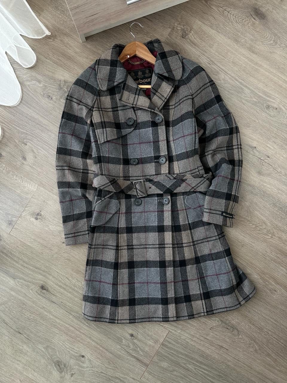 Barbour × Vintage Vintage Barbour W's Wool Coats Winter Tartan Jacket Size M / US 6-8 / IT 42-44 - 4 Thumbnail