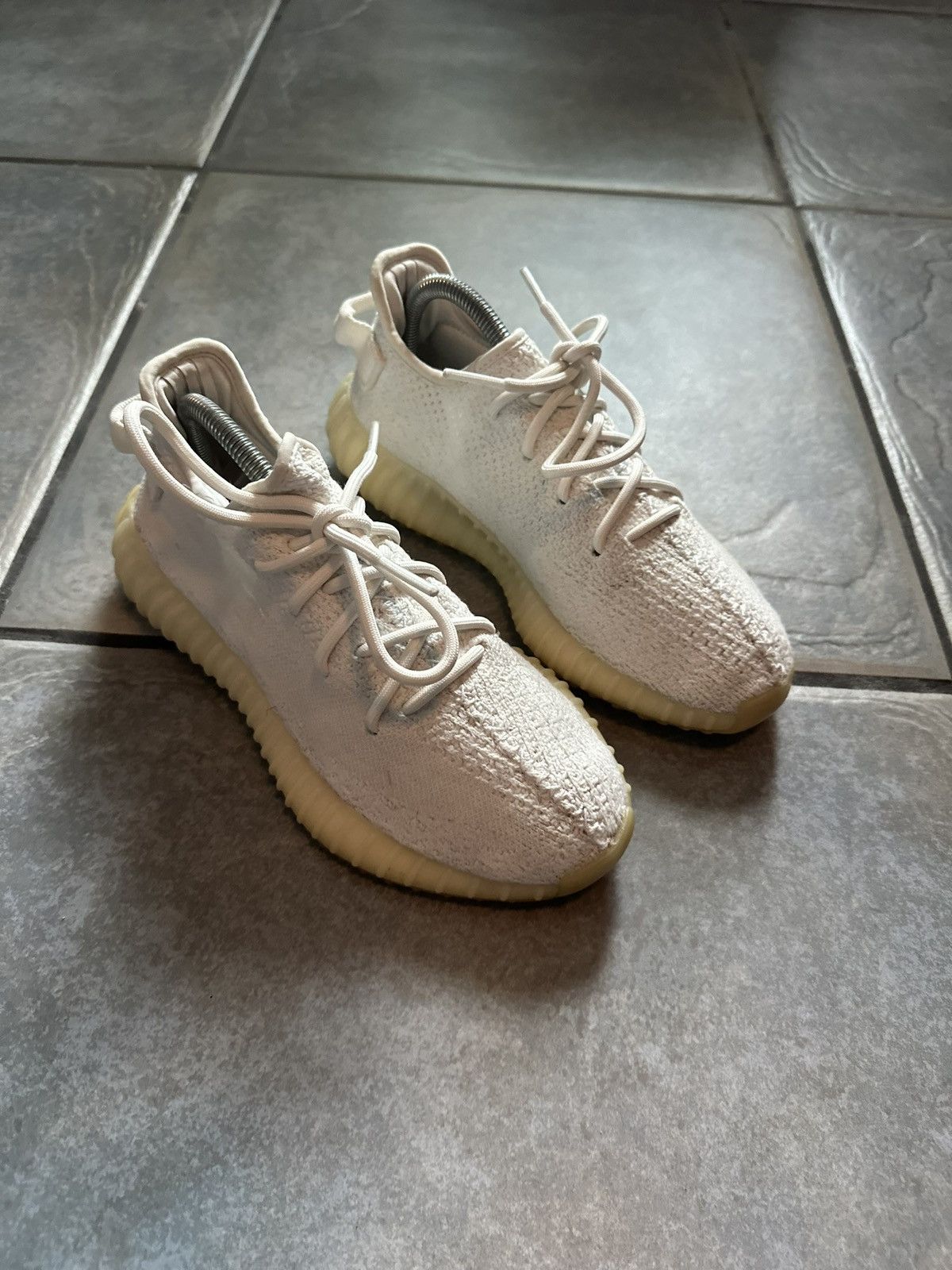 Yeezy Yeezy boost 350 v2 Cream Size US 6.5 / EU 39-40 - 1 Thumbnail