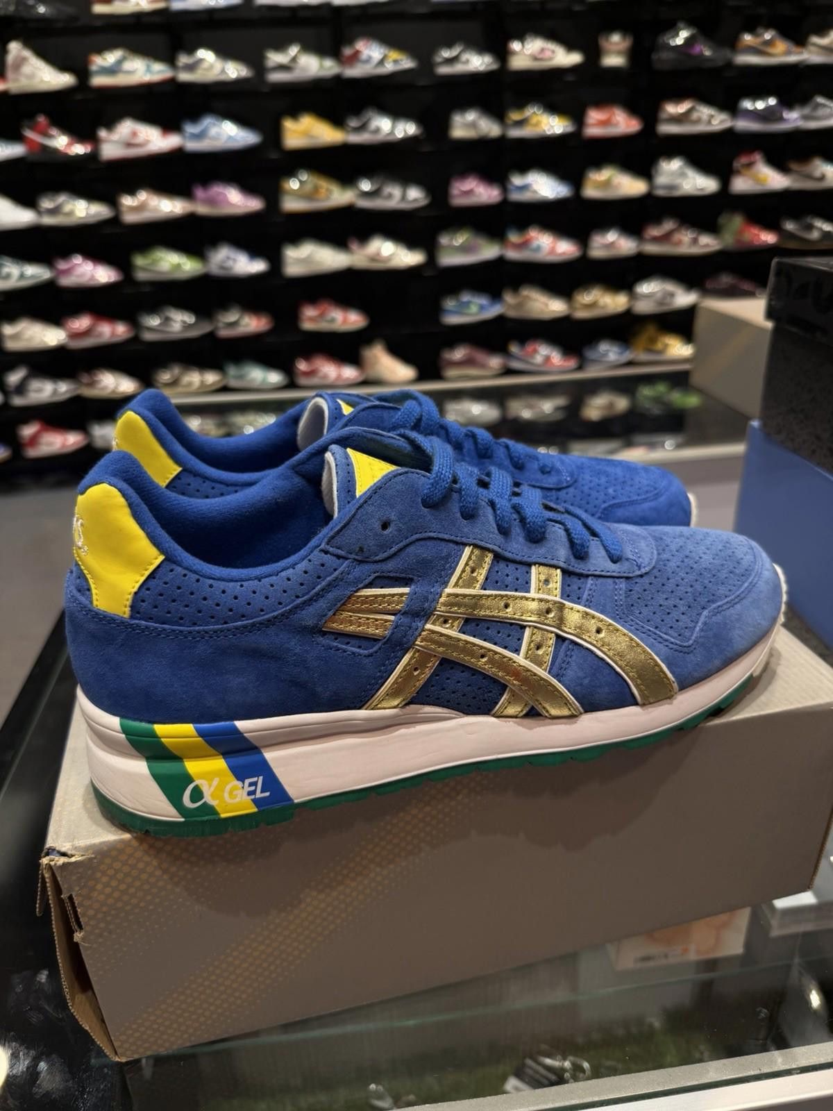 Asics ASICS GEL-Lyte GT II x KITH Ronnie Fieg “Brazil” - Size 11 Size US 11 / EU 44 - 4 Thumbnail