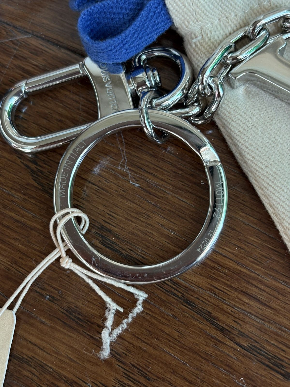 Louis Vuitton Louis Vuitton LV Initials Logo Keychain Charm Size ONE SIZE - 4 Thumbnail