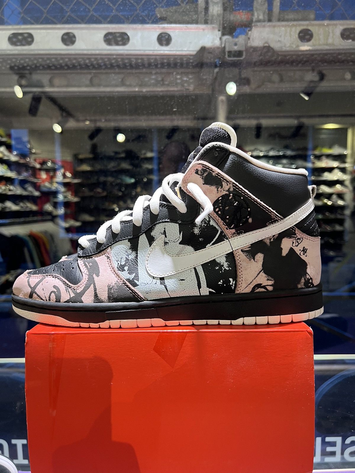 image of Sb Dunk Hi X Futura X Unkle Shoes in Pink, Men's (Size 11)