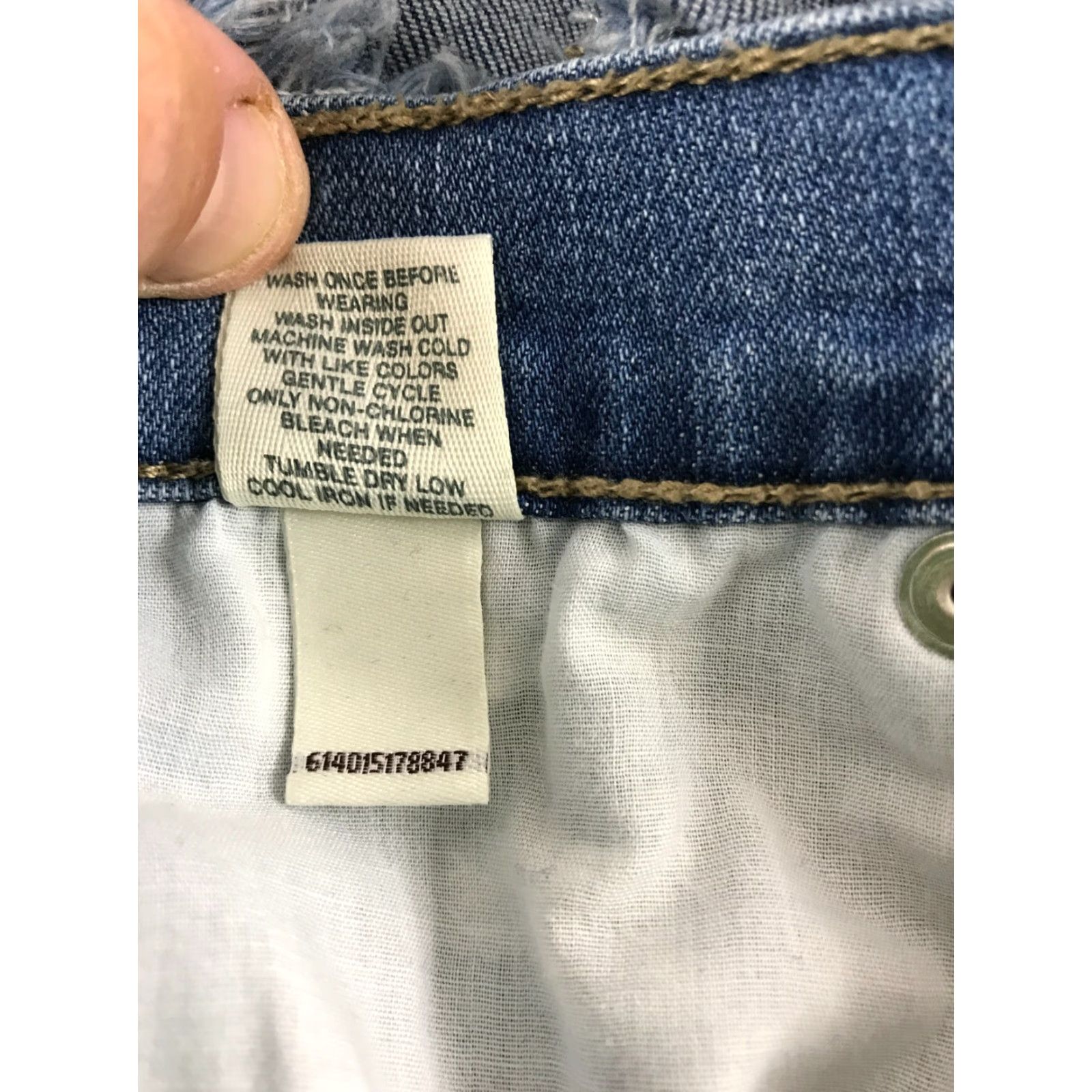 Vintage Mudd Shorts Women's Size 3 High Rise FLX Stretch Distressed Cut-Off Shortie Denim Blue 100% Cotton Casual Womens Boys Girls Mens Size 26" / US 2 / IT 38 - 7 Thumbnail