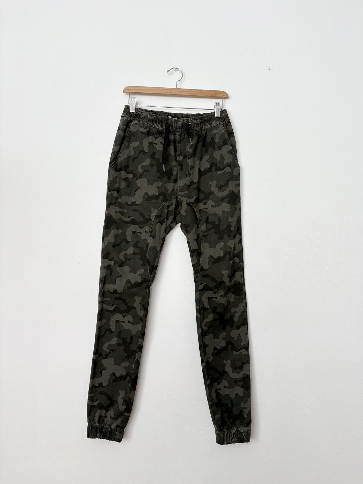 Zanerobe Zanerobe sureshot camo joggers Size US 29 - 1 Thumbnail