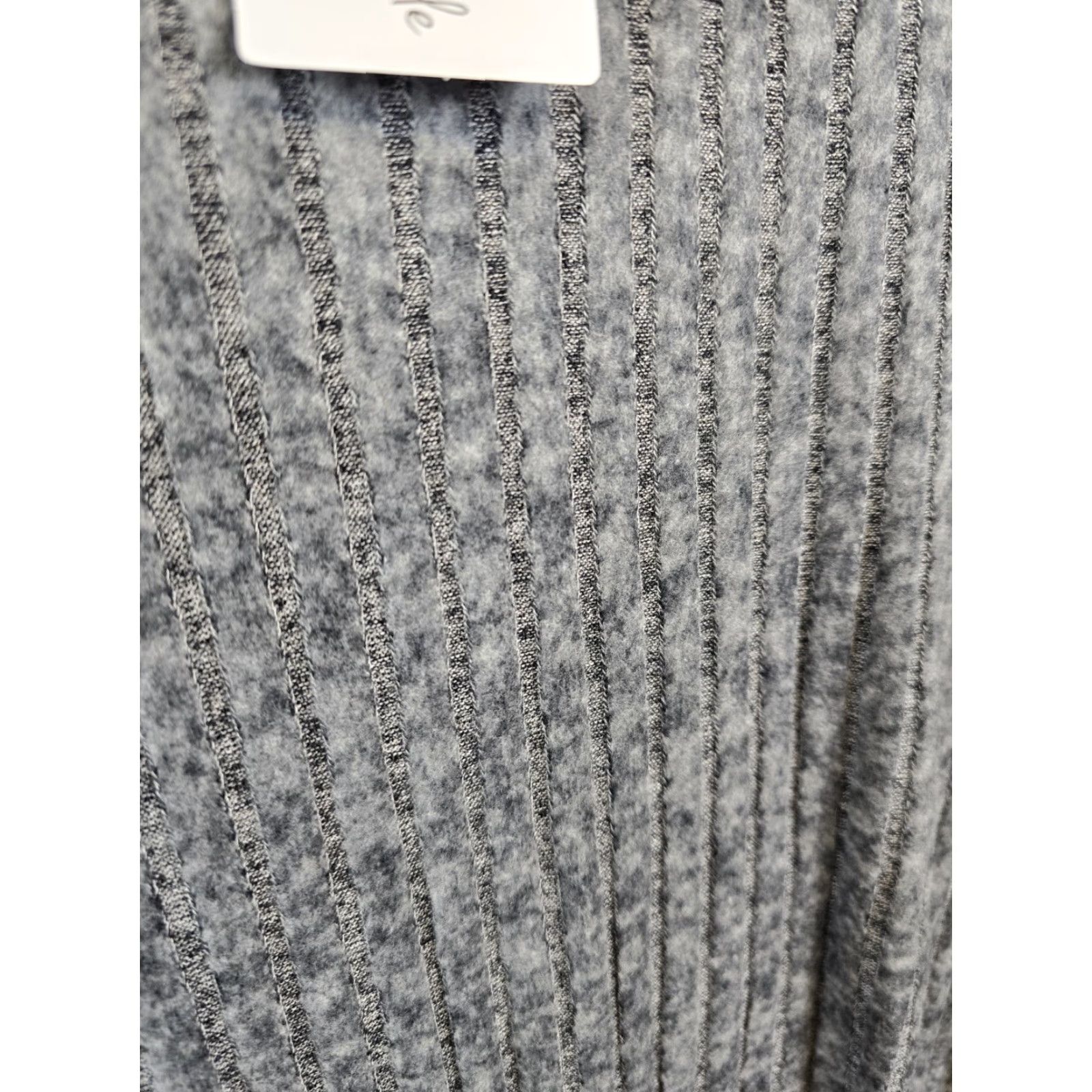 Vintage XIEERDUO Long Sleeve Crew Neck Loose Fit Tunic W/Pockets Dark Gray Sz L - NWT Women Blouse, Polyester Spandex Rayon, 3-Pocket Shirt Dressy Casual Airy Size L / US 10 / IT 46 - 6 Thumbnail