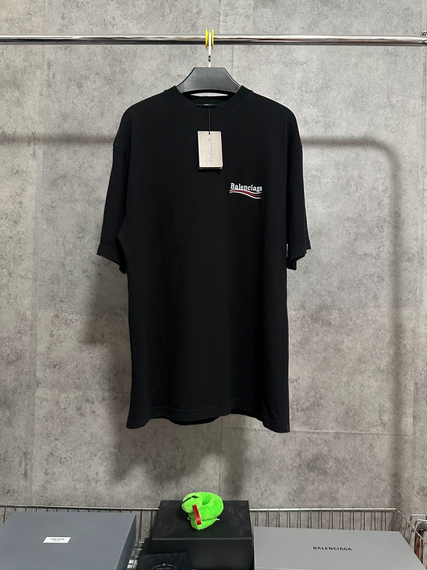 Balenciaga Balenciaga Cola Wave Embroidered Logo T-Shirt Size US S / EU 44-46 / 1 - 1 Thumbnail