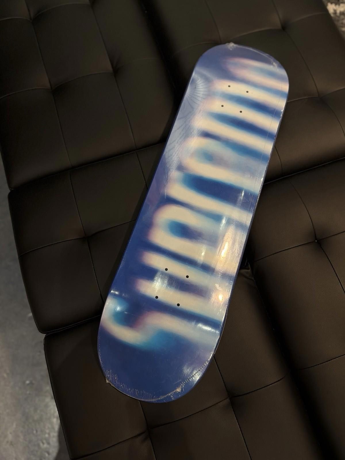 Supreme Supreme Skateboard Blurred Logo Color Red FW23 Brand New Size ONE SIZE - 6 Thumbnail