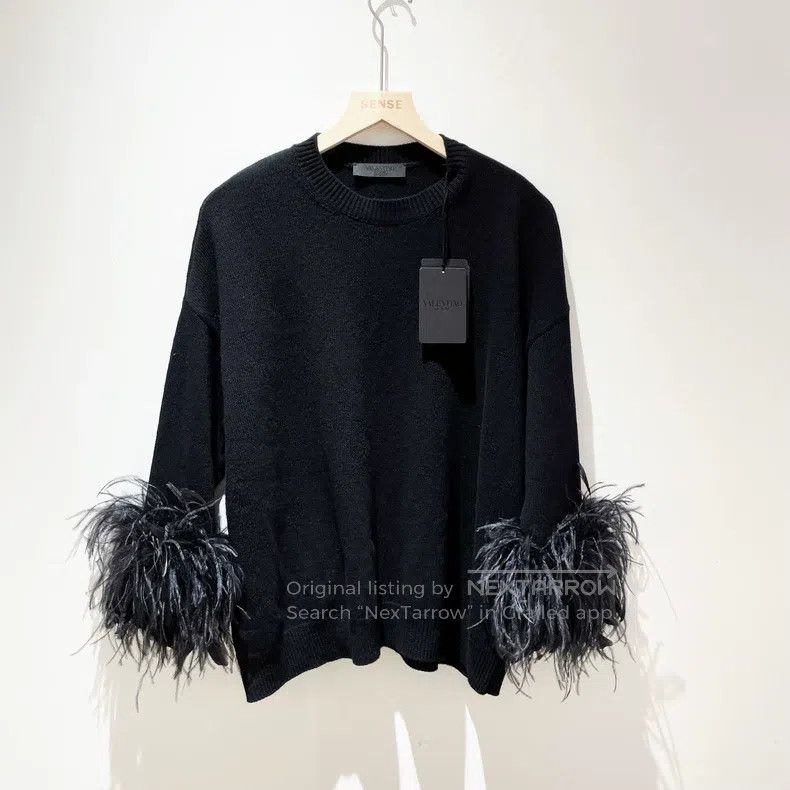 Valentino Valentino Ostrich feather sleeve pullover knitted sweater Size XS / US 0-2 / IT 36-38 - 1 Thumbnail