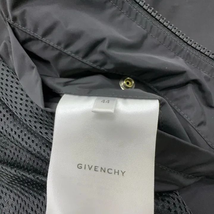 Other Givenchy Givenchy Letter Print ZipUp Hooded Jacket -2507 Size US M / EU 48-50 / 2 - 3 Thumbnail