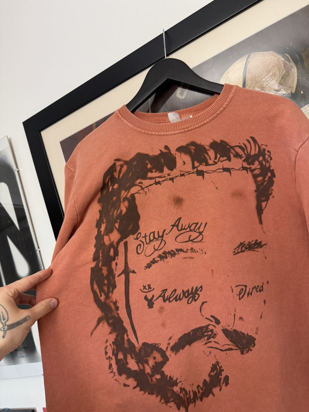 H&M Post Malone X H&M Posty Co. portrait tattoos face crewneck Size US S / EU 44-46 / 1 - 2 Thumbnail