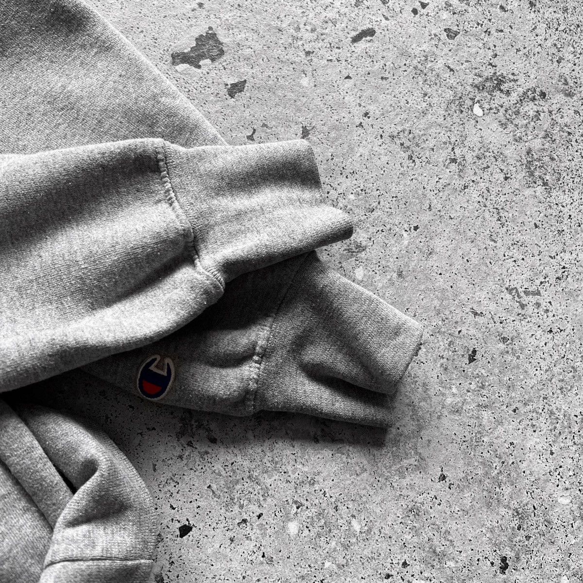 Champion × Vintage Champion Mens Vintage 00s Gray Long Sleeve Sweatshirt Size US M / EU 48-50 / 2 - 6 Thumbnail