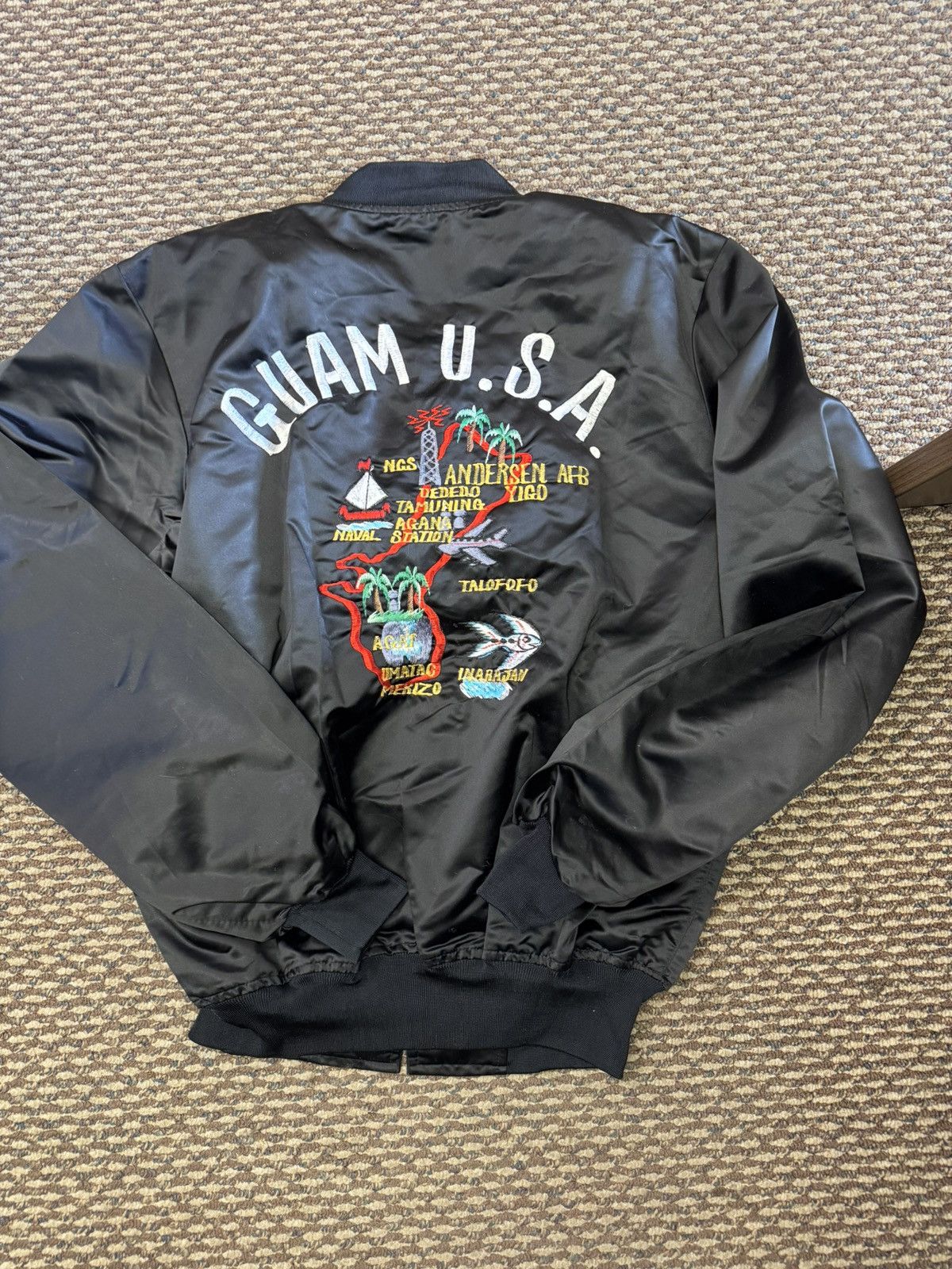 Vintage Guam Sukajan Souvenir Jacket Size US S / EU 44-46 / 1 - 1 Thumbnail