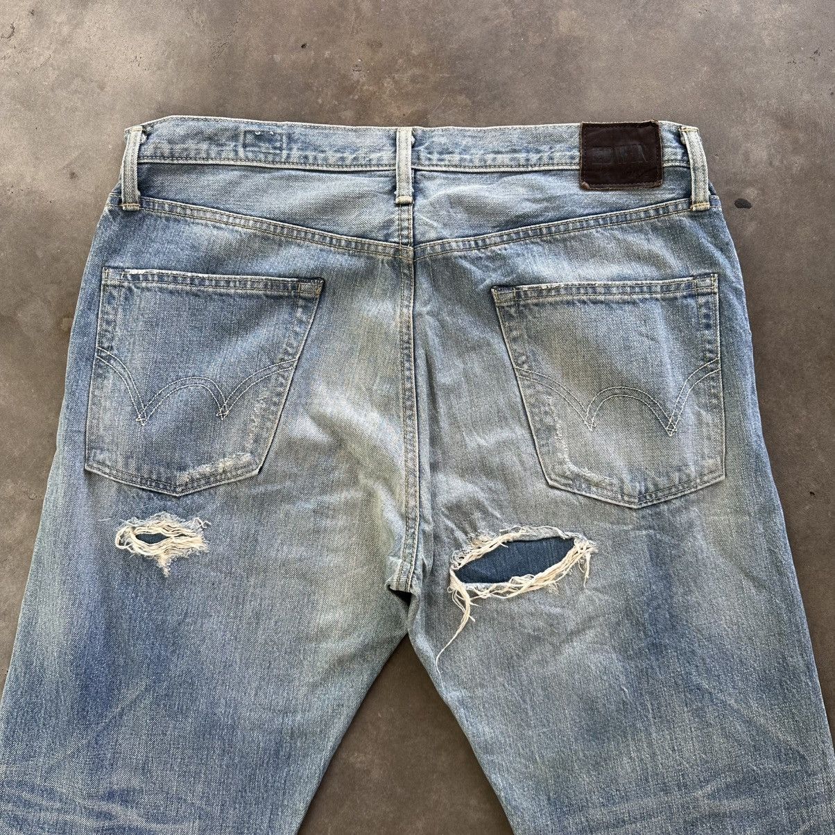 Japanese Brand Vintage Edwin Distressed Faded Denim Jean Pant W37 Size US 37 - 11 Thumbnail