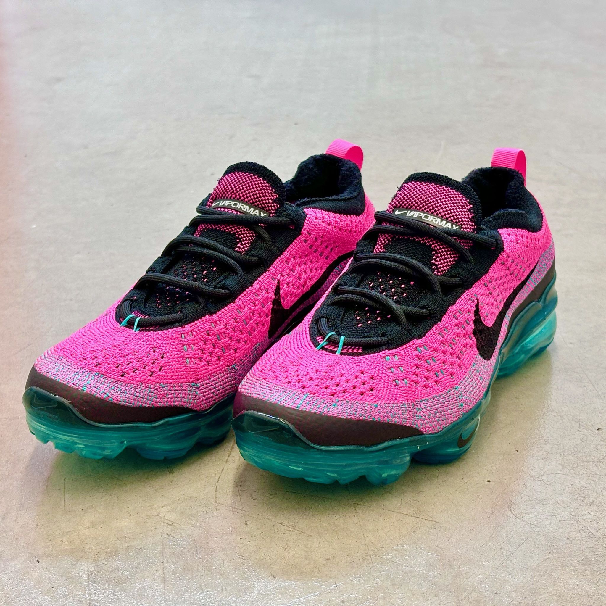 Air VaporMax 2023 Flyknit “MIAMI NIGHTS PINK BLAST” W6 NIB