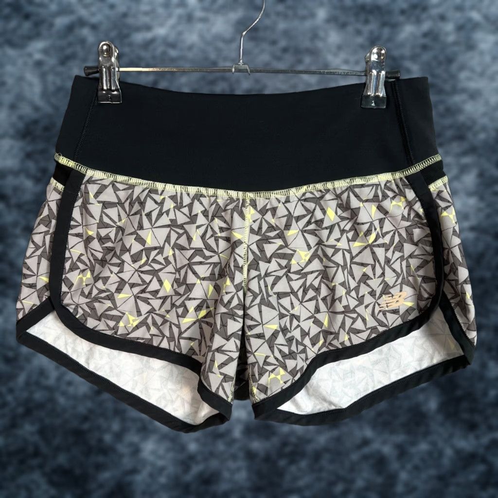 New Balance New Balance Womens XS Gray & Yellow Geometric Print Athletic Shorts Size 26" / US 2 / IT 38 - 1 Thumbnail