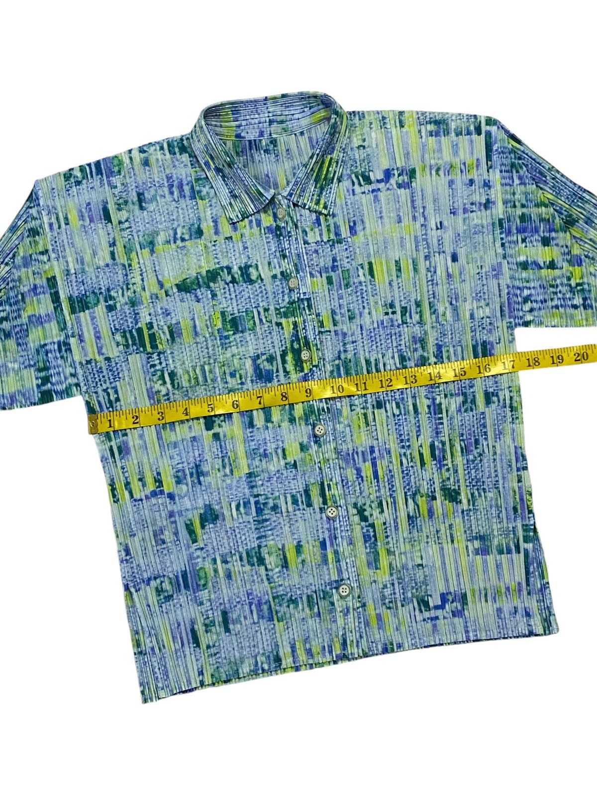 Issey Miyake × Pleats Please Issey Miyake Pleats Please Pleated Multicolor Top Short Sleeve Button Ups Size L / US 10 / IT 46 - 10 Thumbnail