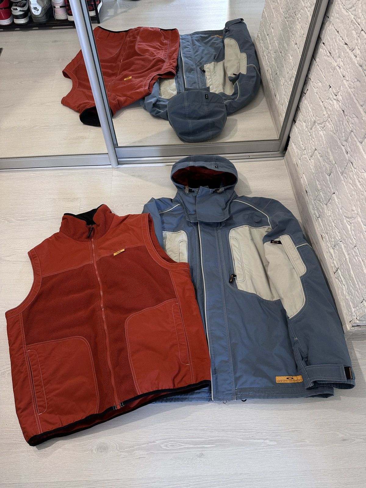 Oakley Oakley Software Ski Jacket Y2K Rare + Vest Size L Size US L / EU 52-54 / 3 - 1 Thumbnail