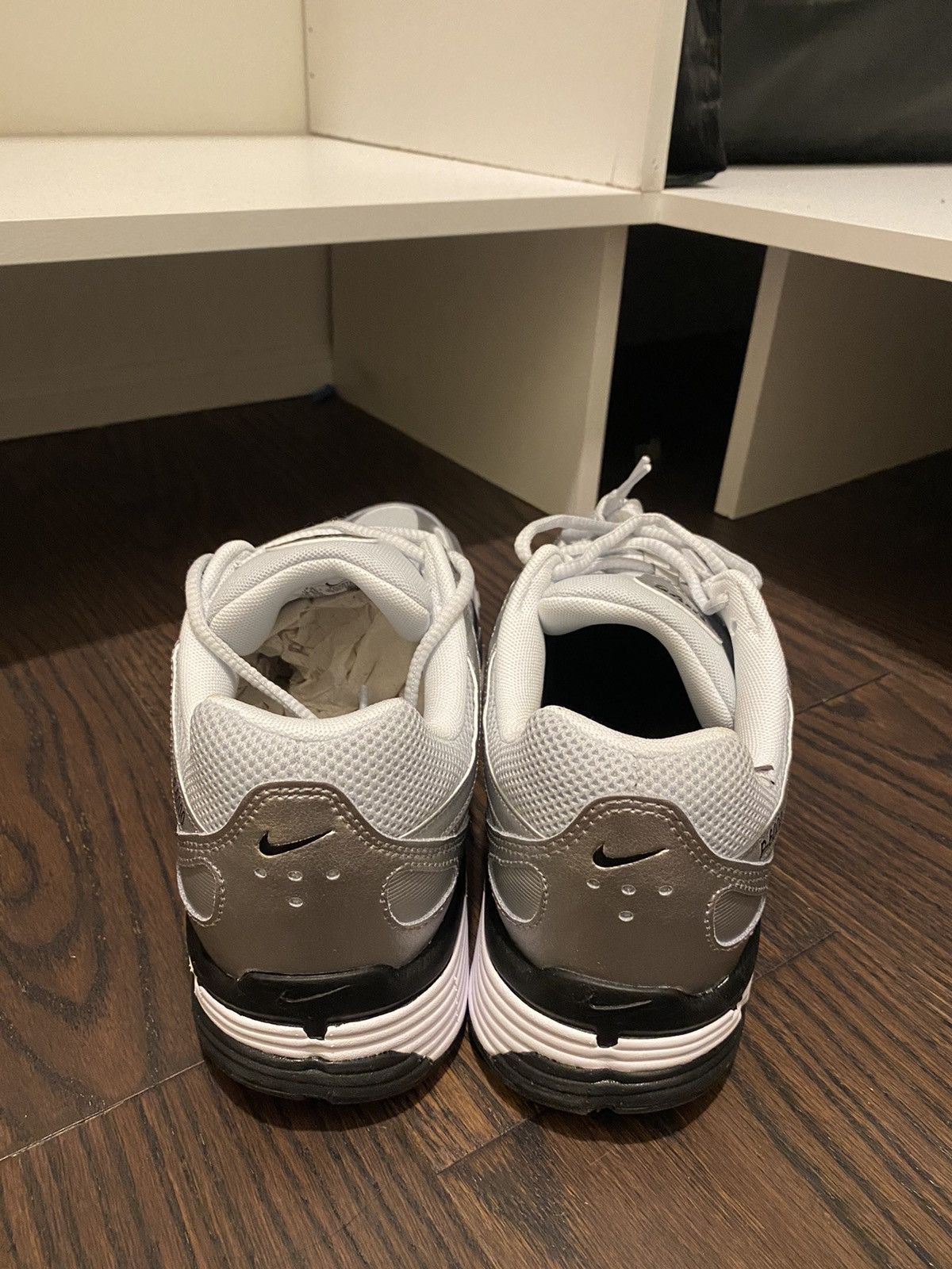 Nike nike p6000 metallic sliver Size US 12 / EU 45 - 4 Thumbnail