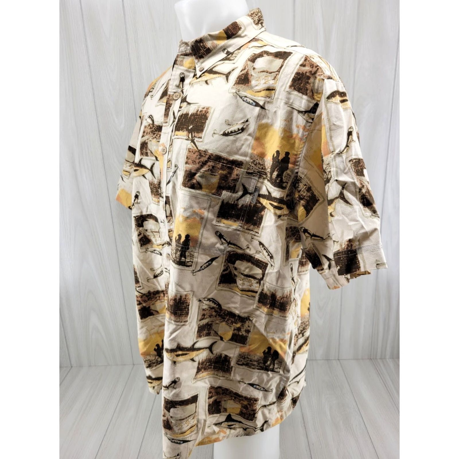 Vintage Woolrich Shirt Adult XL Button Up Pocket Fishing Short Sleeve Mens Size US XL / EU 56 / 4 - 2 Thumbnail