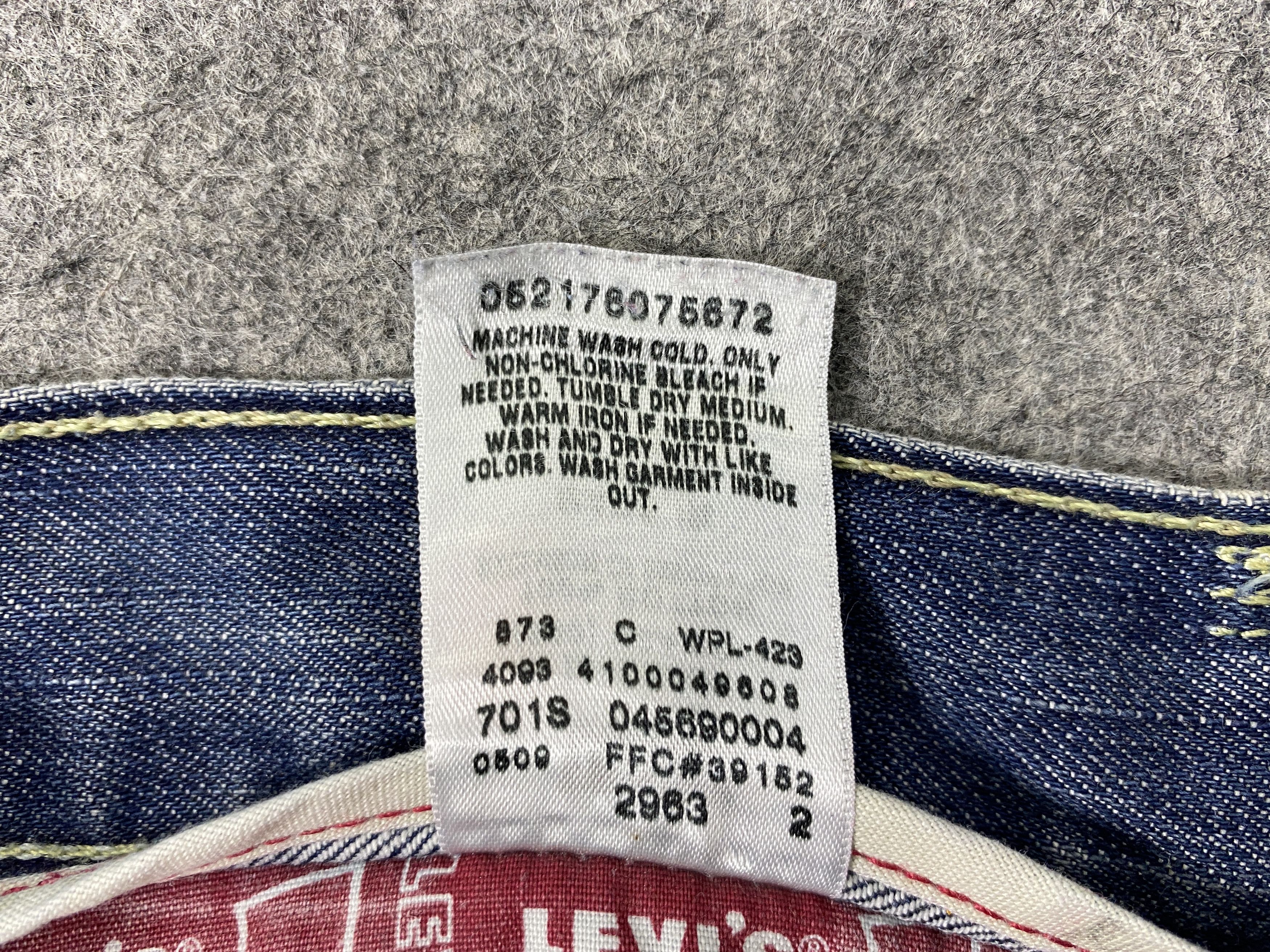 Japanese Brand Blue Vintage Levi's 569 Jeans 38x32.5 Denim -JN1978 Size US 38 / EU 54 - 9 Thumbnail