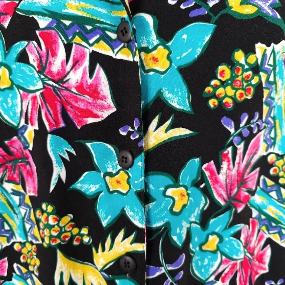 Vintage VINTAGE Notations Floral Hawaiian Shirt Womens Medium Black 90s Button-Up Short Sleeve | Rayon | Casual Beachwear Mens? Womens Size M / US 6-8 / IT 42-44 - 3 Thumbnail