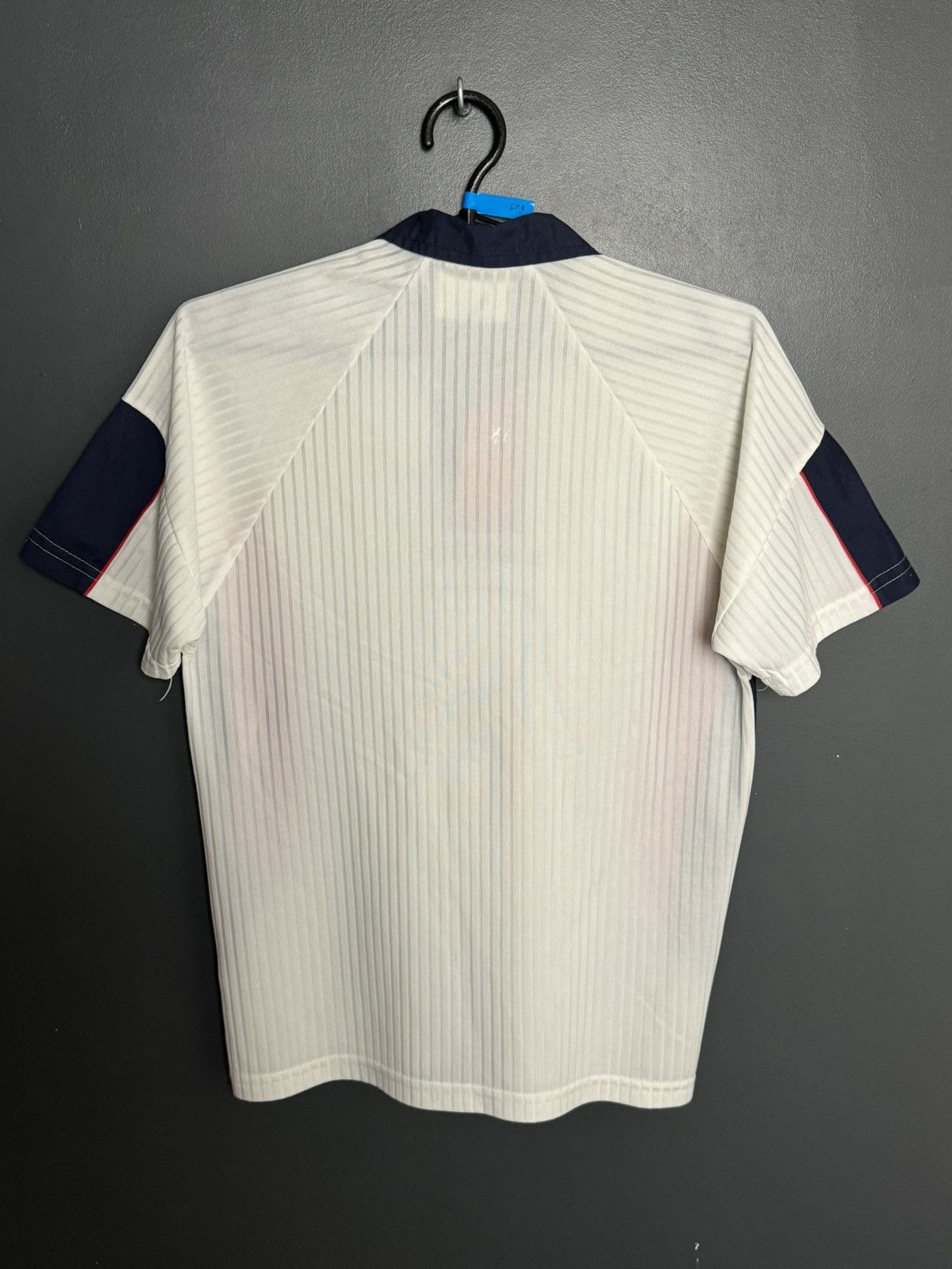 Umbro KIDS England National Team 97/99 Home Football Jersey Size US XS / EU 42 / 0 - 2 Thumbnail