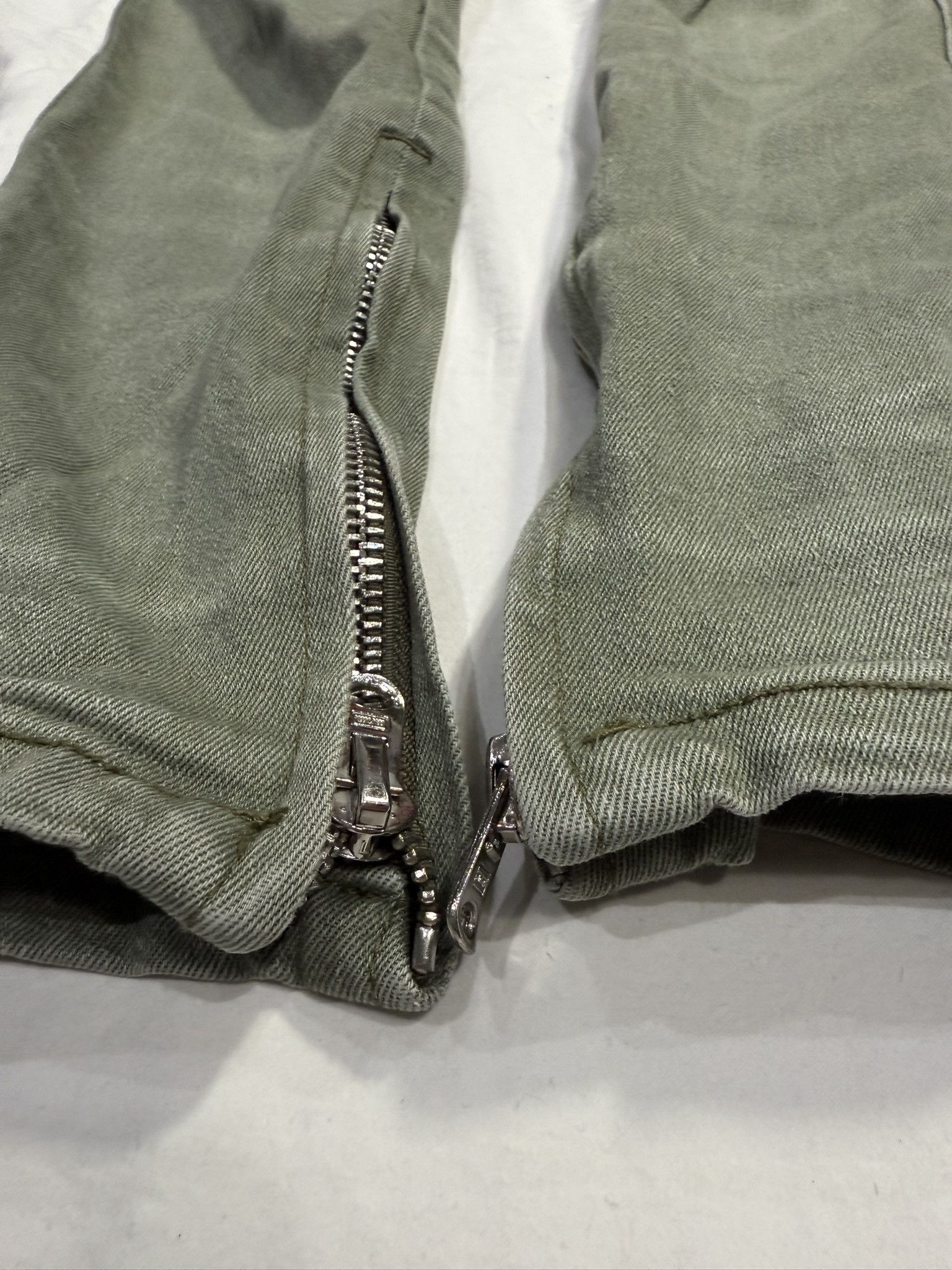 MNML Skinny Cargo Pants Size US 29 - 2 Thumbnail