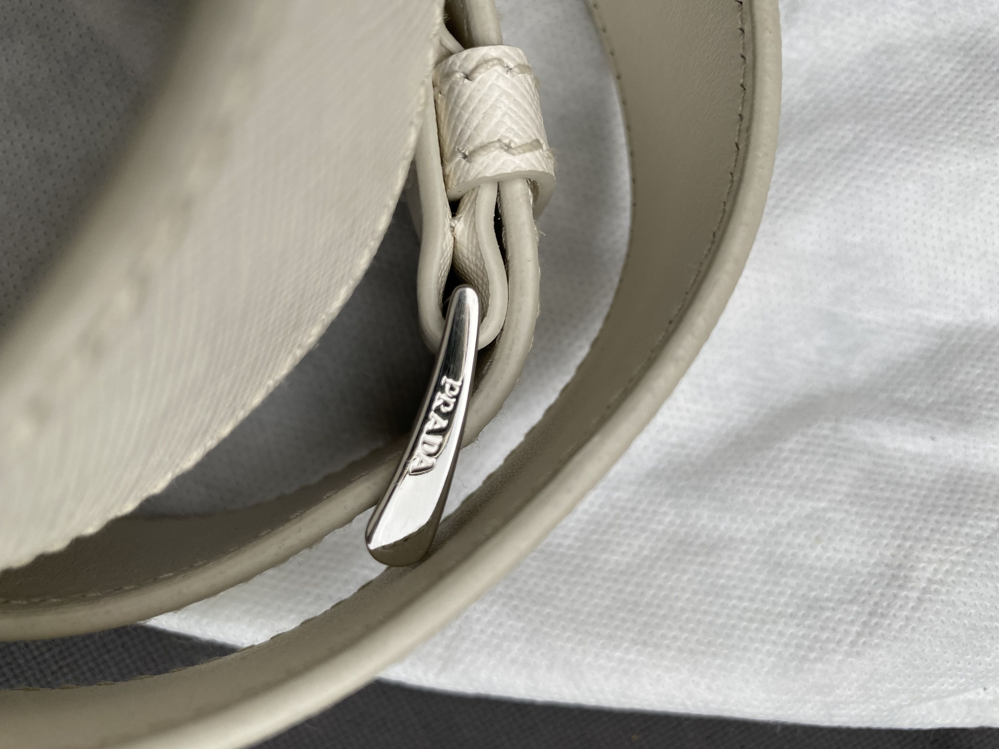 Prada White Prada crossbody bag Size ONE SIZE - 11 Thumbnail