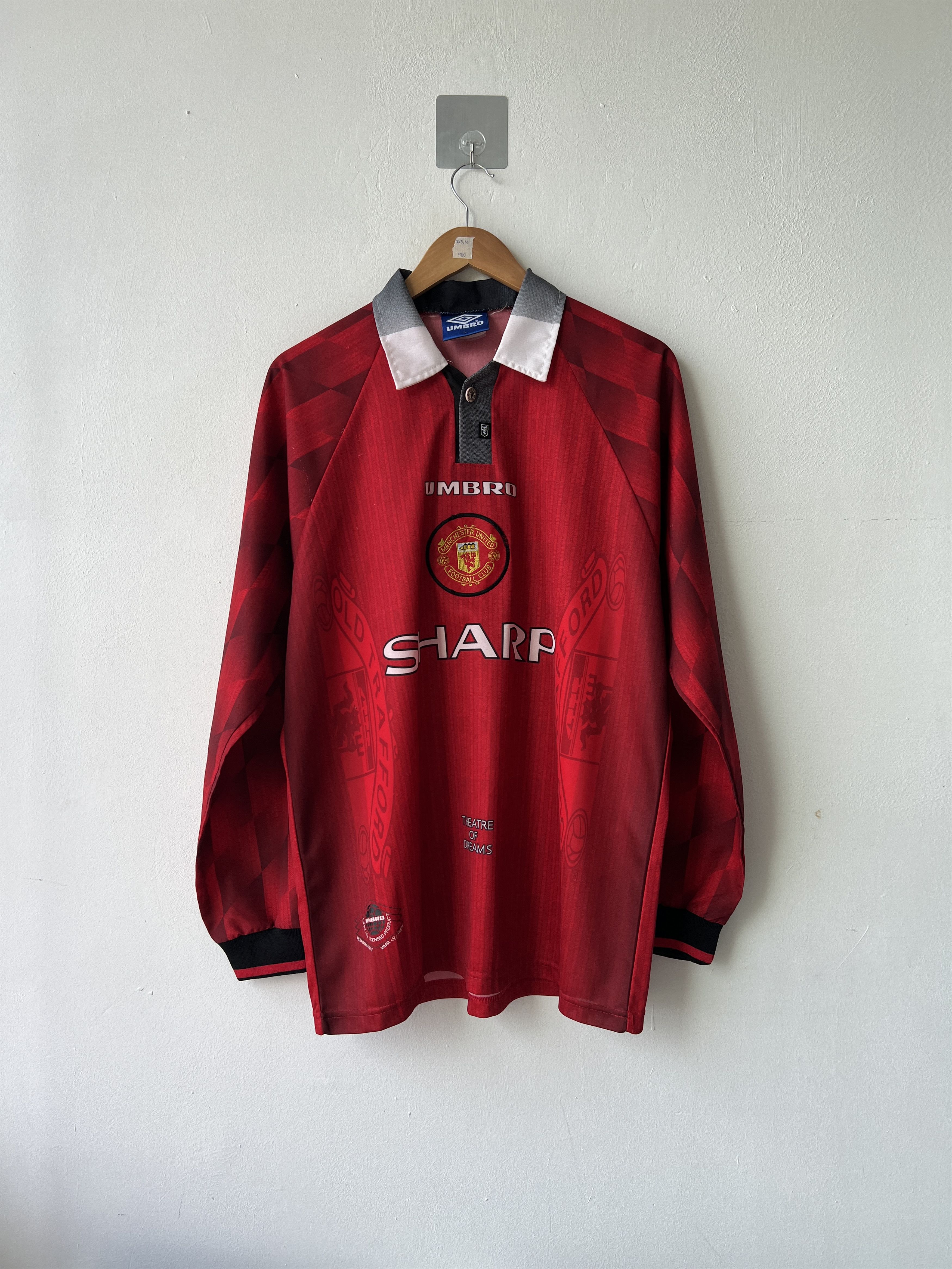 Umbro (L) Manchester United 1996-98 Home Long Sleeve Kit Size US L / EU 52-54 / 3 - 1 Thumbnail