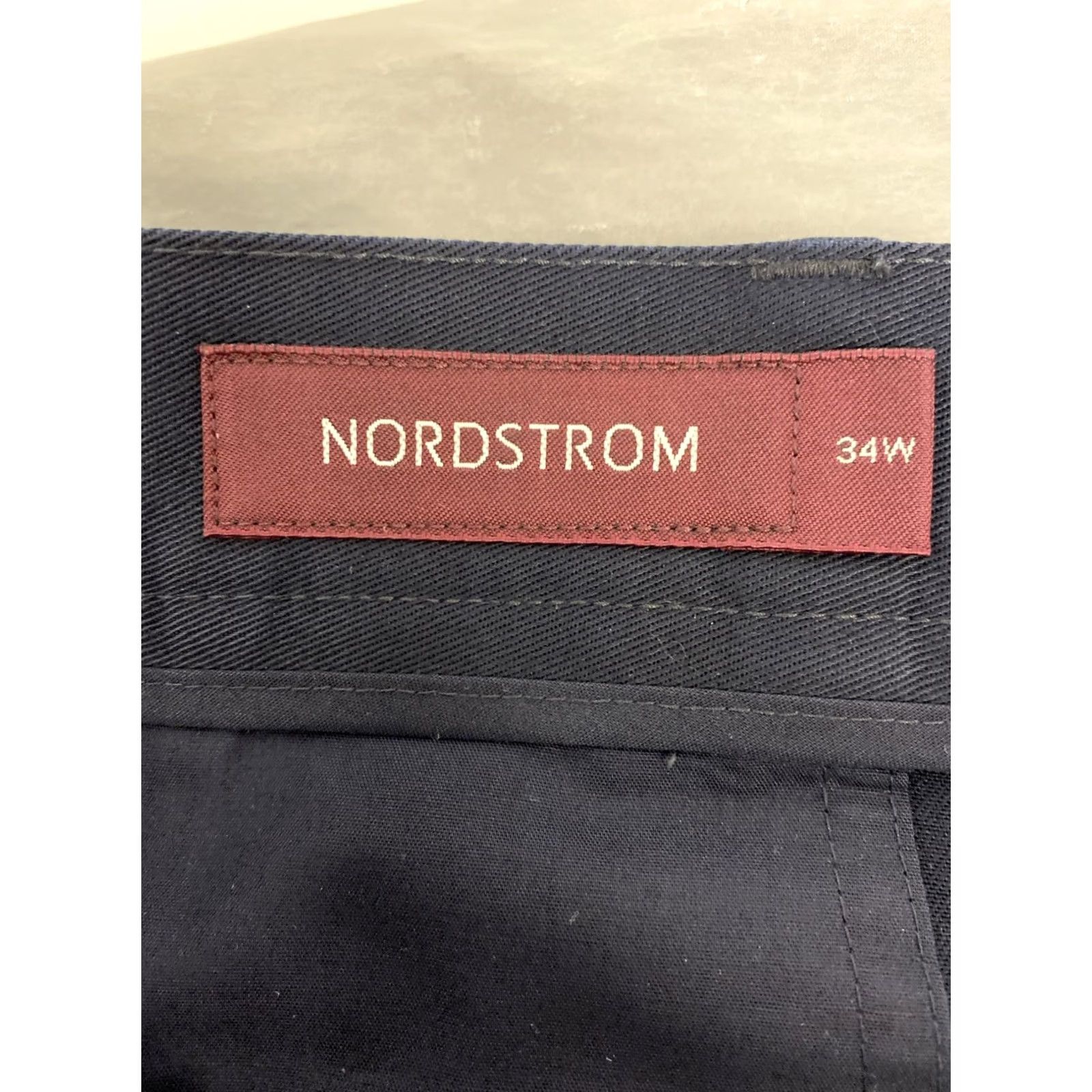 Nordstrom John W Nordstrom Men’s Navy Pleated Shorts 34 Chino Casual Travel 9in Inseam Pacific Kad Navy Size US 34 / EU 50 - 7 Thumbnail