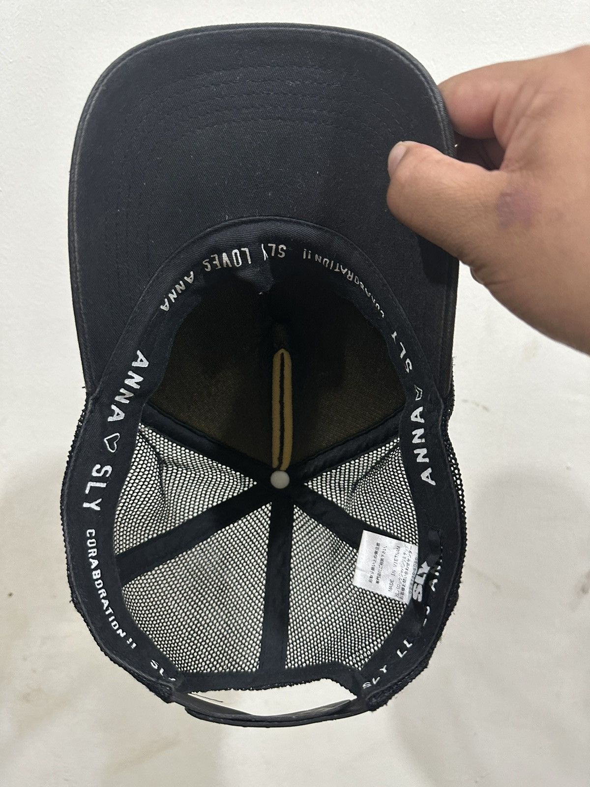 Japanese Brand Rowdy Girl ANNA X SLY Trucker Hat Size ONE SIZE - 5 Thumbnail