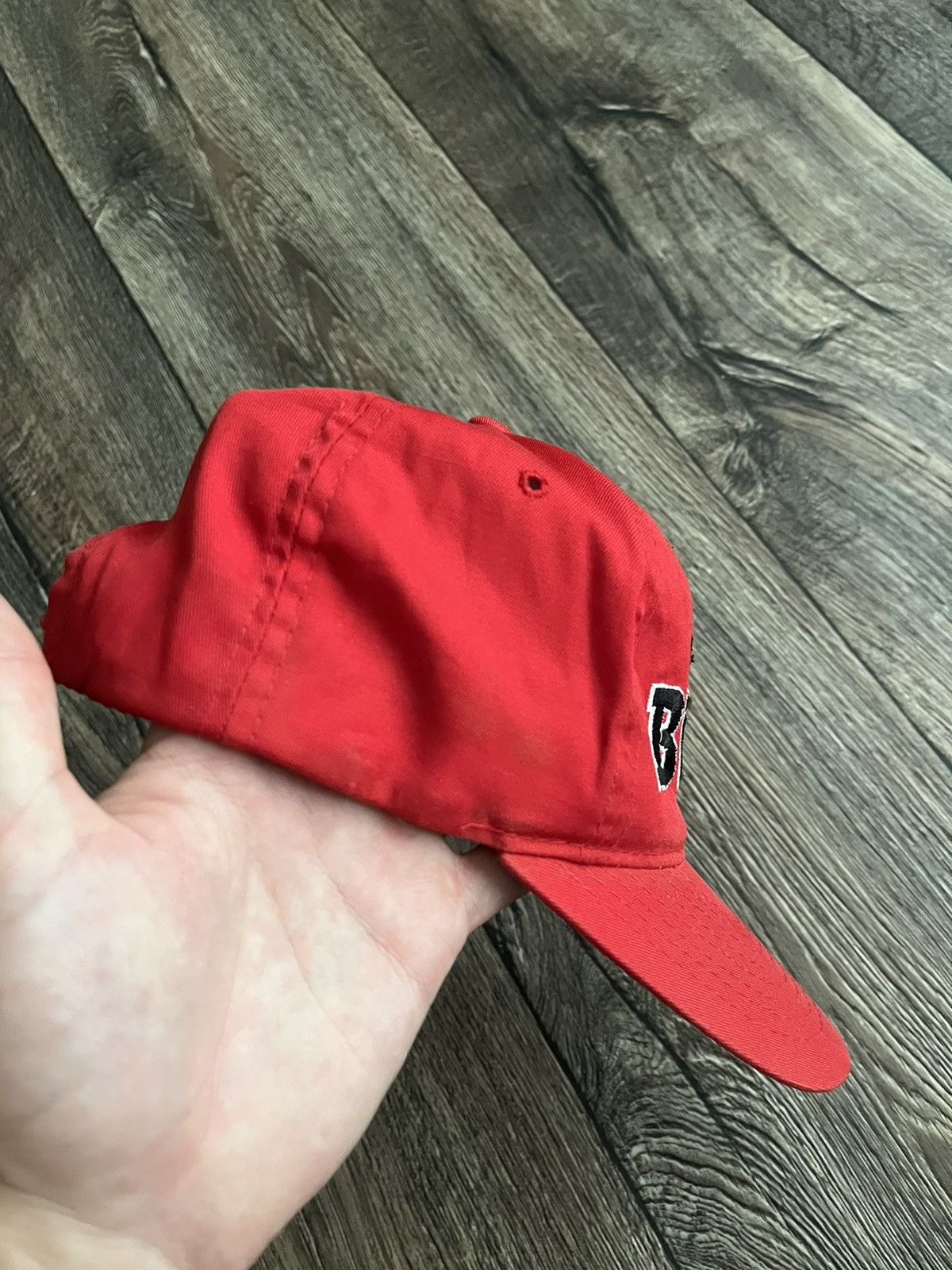 NBA × Vintage Vintage 90s Starter Chicago Bulls Logo Cap Hat NBA Size ONE SIZE - 6 Thumbnail