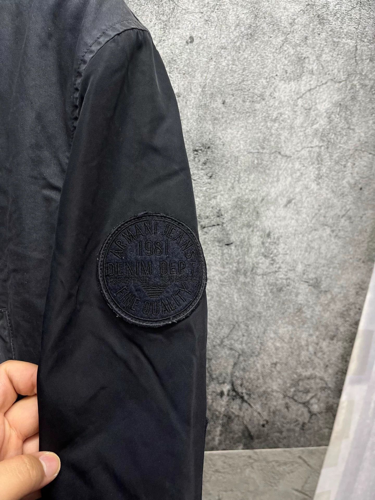 Armani Armani Jeans Button-Front Solid Cotton Padded Jacket L Size US L / EU 52-54 / 3 - 7 Thumbnail