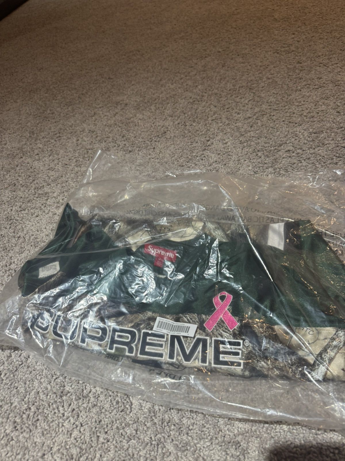 Supreme Supreme Breast Cancer Awareness Jersey Realtree Camo Size US M / EU 48-50 / 2 - 7 Thumbnail