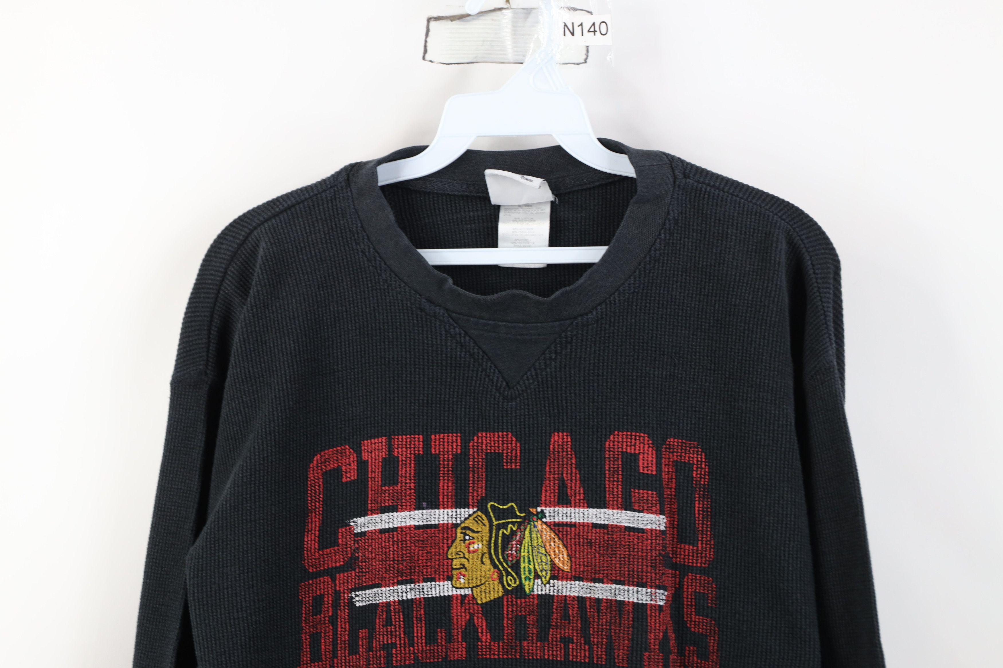 Vintage Vintage NHL Blackhawks Hockey Thermal Waffle Knit T-Shirt Size US M / EU 48-50 / 2 - 2 Thumbnail