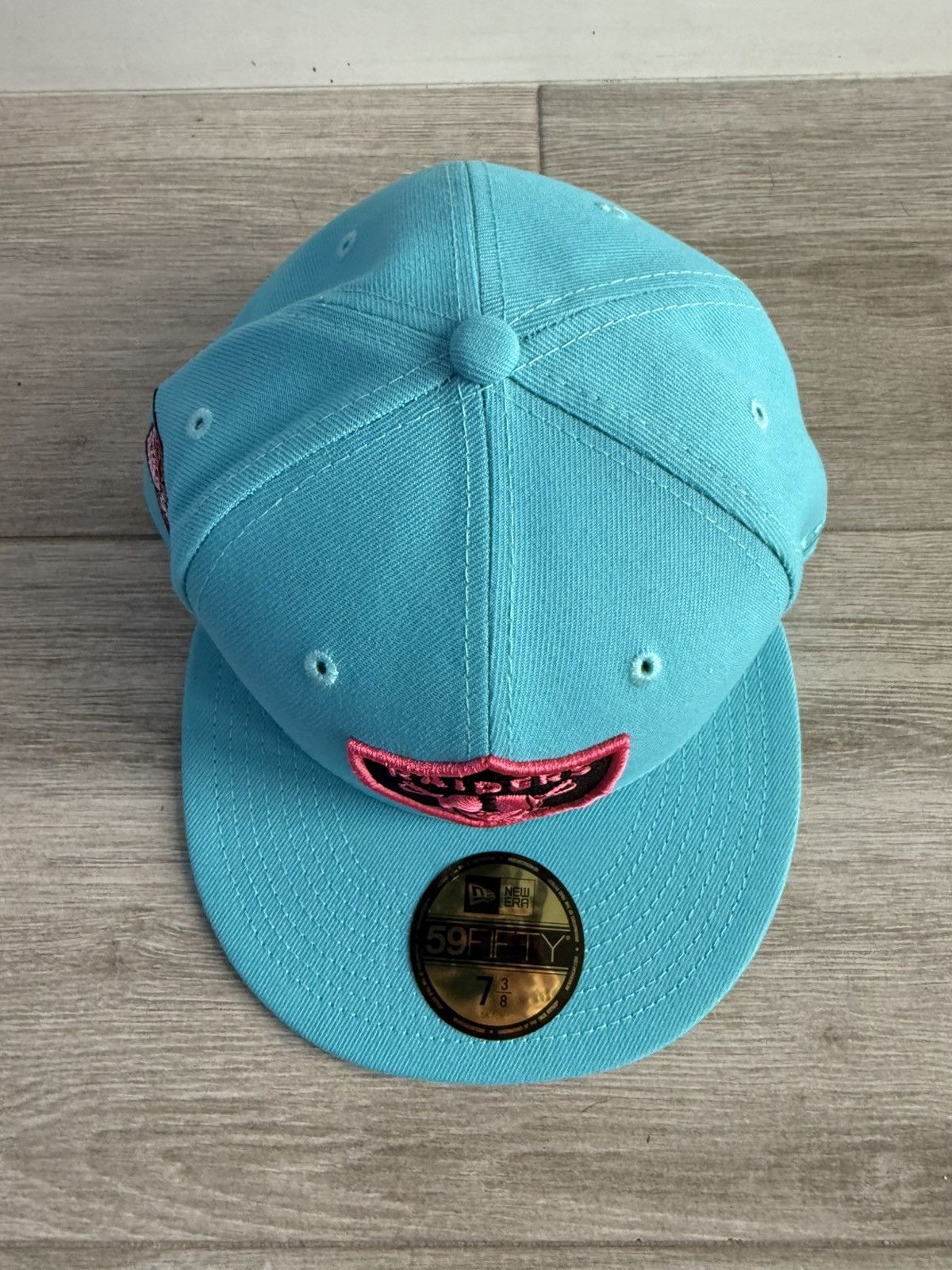 NFL × New Era Las Vegas Raiders New Era Neon Blue Vice Fitted Sz 7 3/8 Size ONE SIZE - 6 Thumbnail