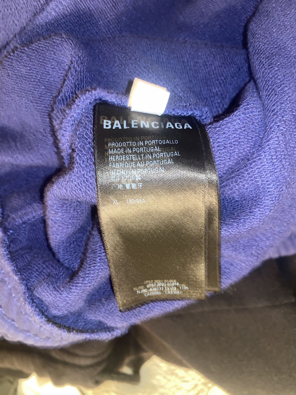 Balenciaga MEN'S POLITICAL CAMPAIGN SWEAT SHORTS IN BLUE Size US 38 / EU 54 - 10 Thumbnail