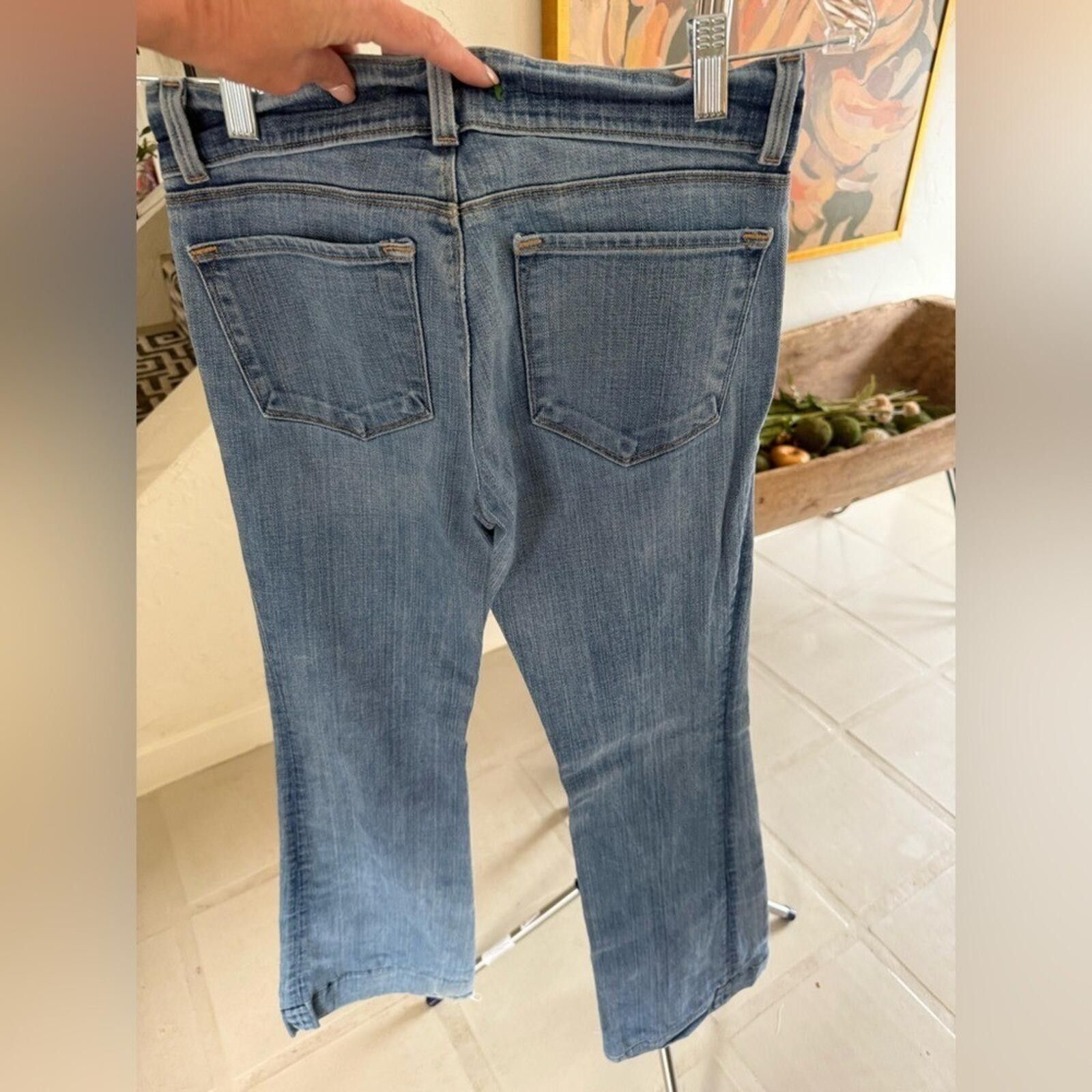 J Brand J Brand Love Story 27 Low Rise Blue Jeans 32.5 Inseam Size 27" / US 4 / IT 40 - 8 Thumbnail
