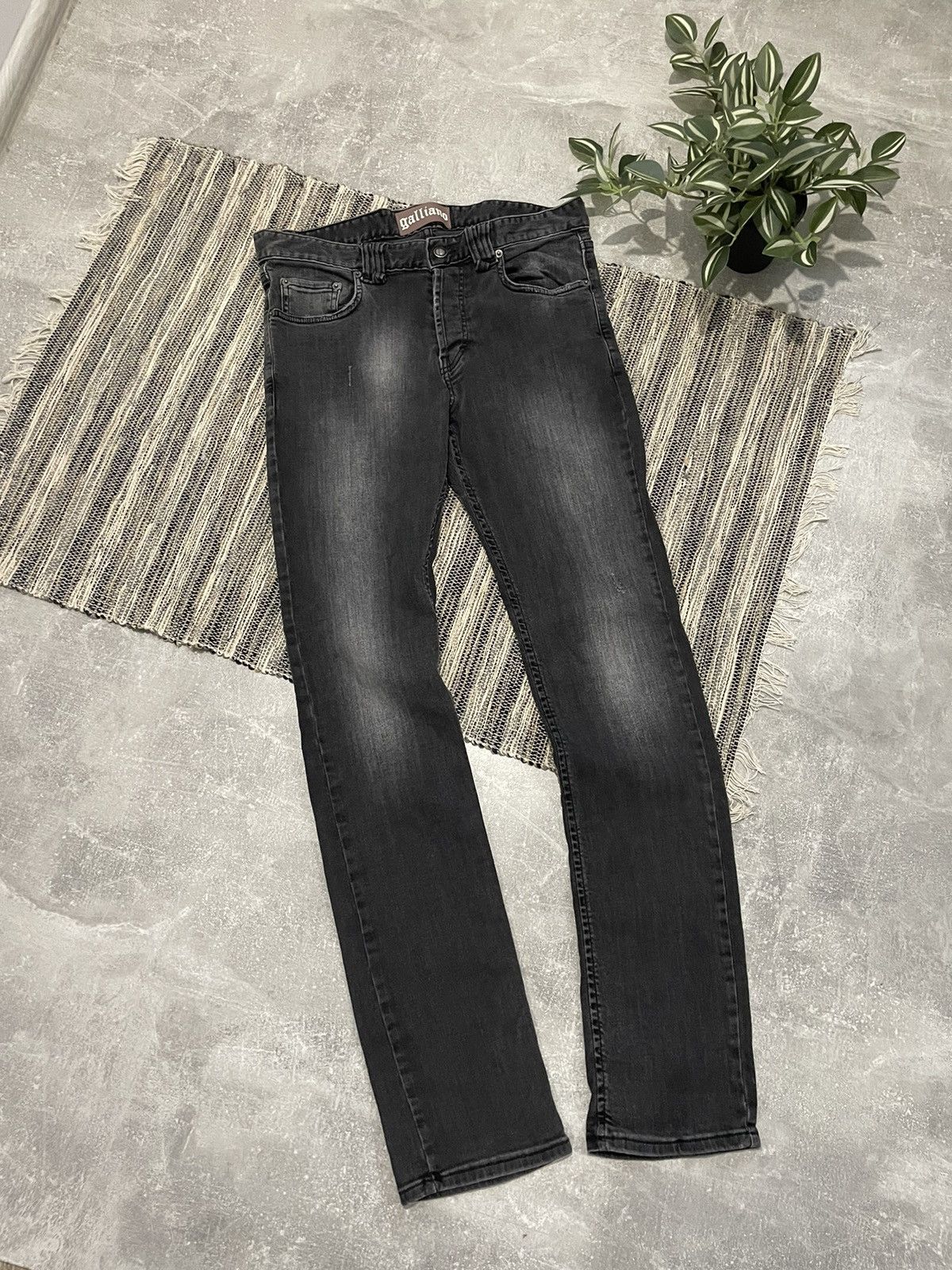 パンツ john galliano double waist black denim パンツ john galliano double waist black denim John Galliano