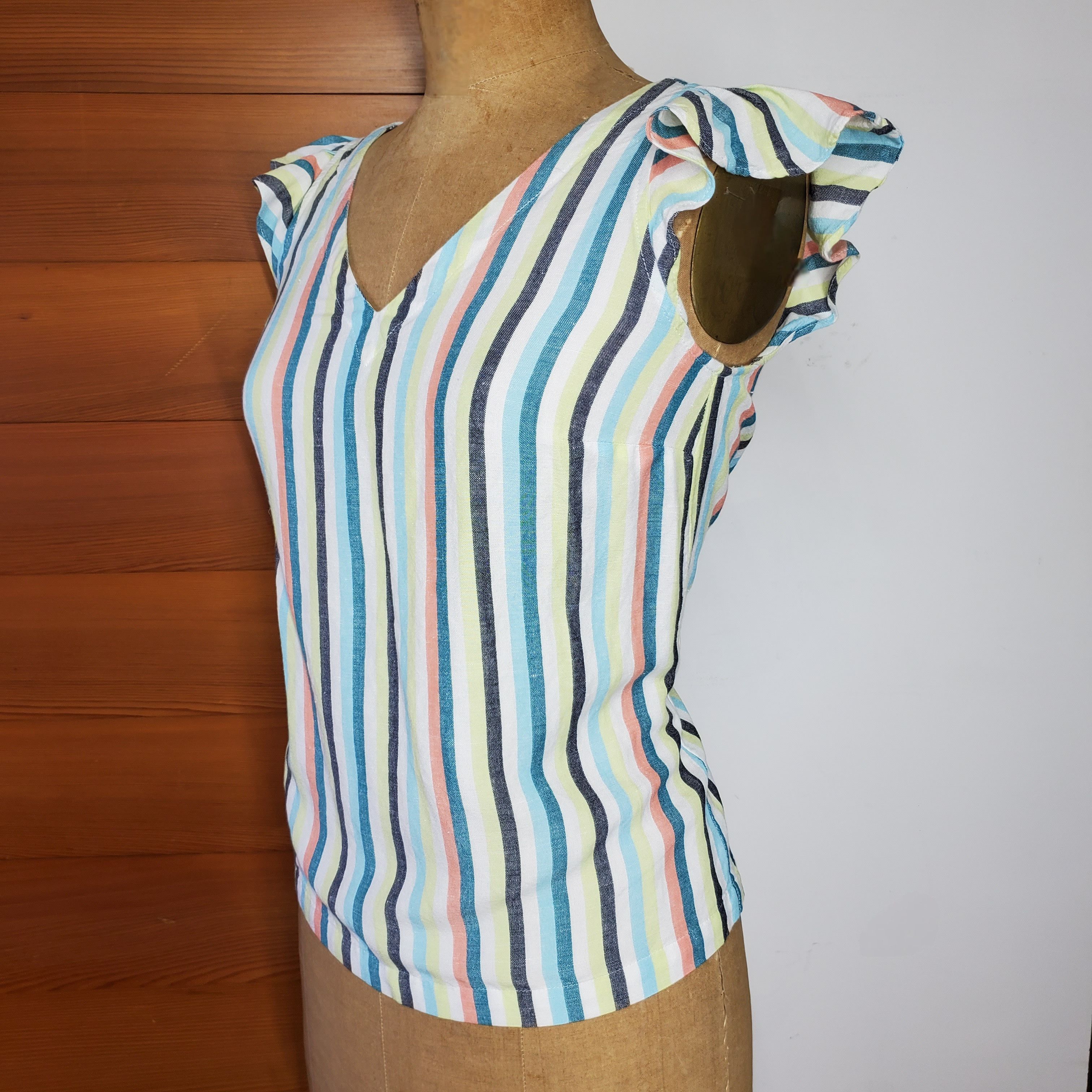 Ann Taylor Ann Taylor Size XS Blouse Rainbow Stripe Linen Chambray Size XS / US 0-2 / IT 36-38 - 10 Thumbnail