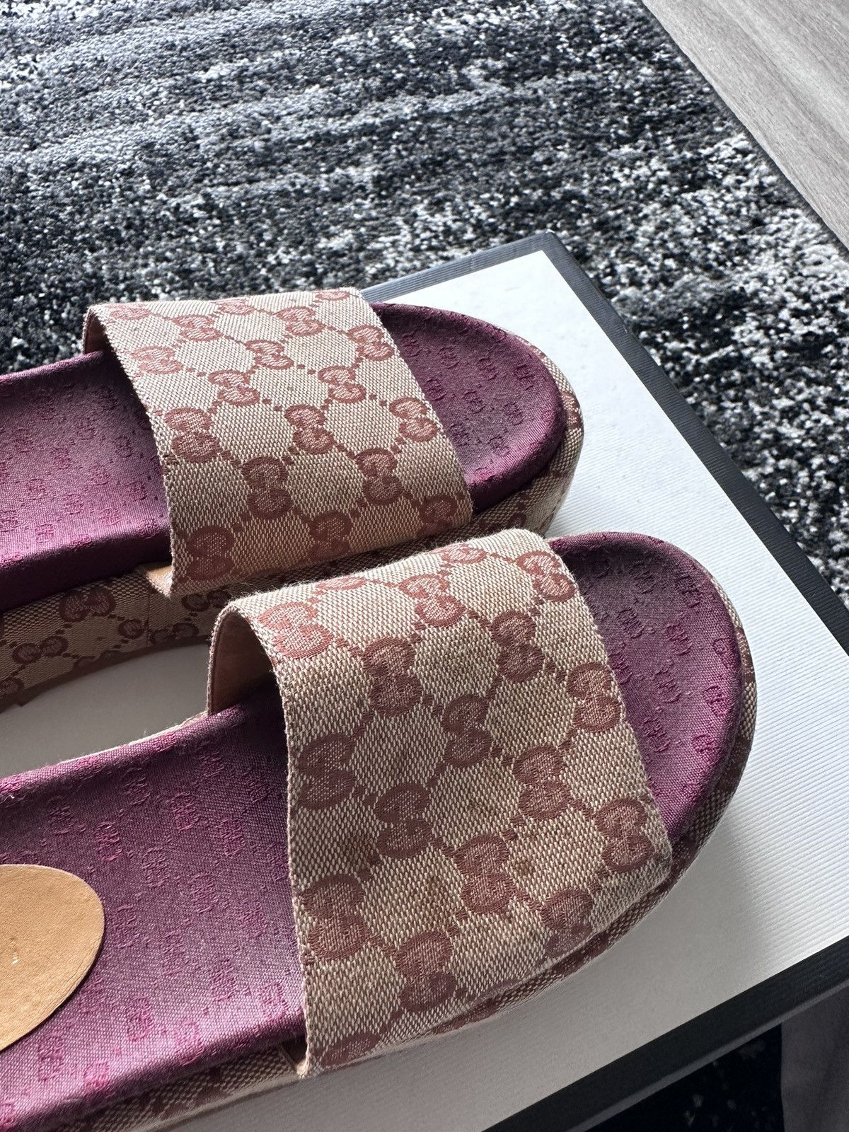 Gucci Gucci Platform Slide - Burgundy Size US 7 / IT 37 - 8 Thumbnail