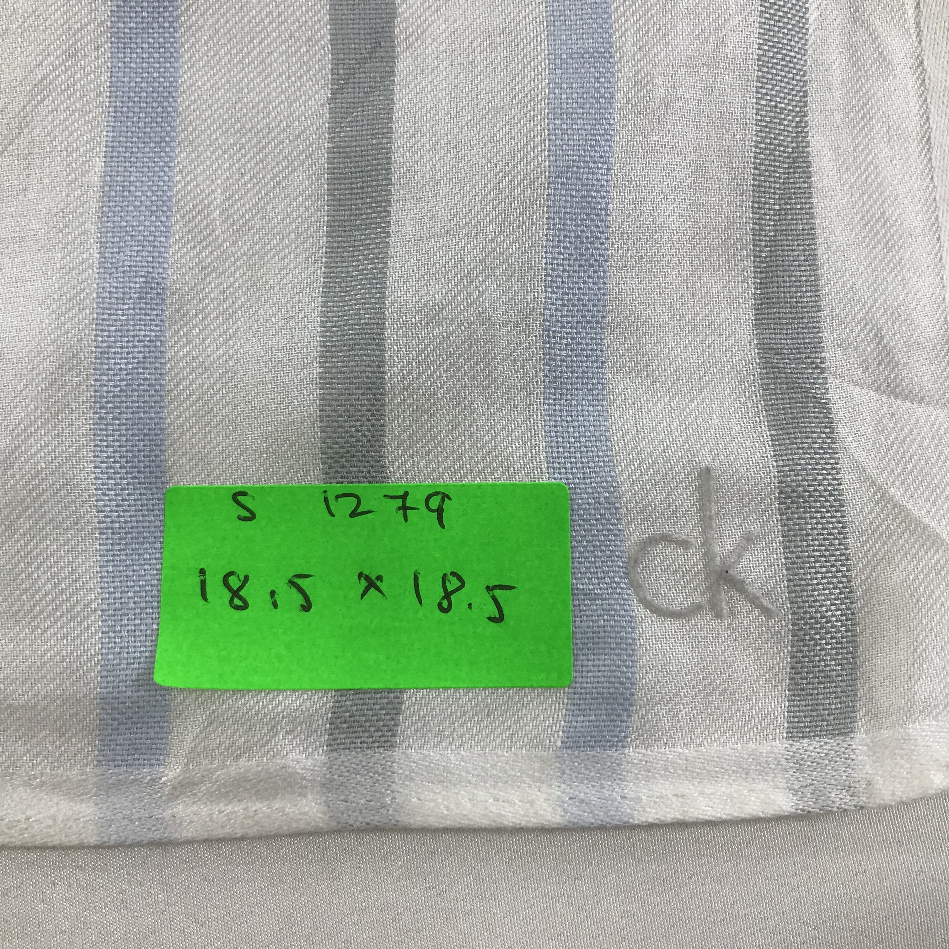 Calvin Klein × Vintage Calvin Klein Bandana / Handkerchief / Neckerchief - S1279 Size ONE SIZE - 5 Thumbnail