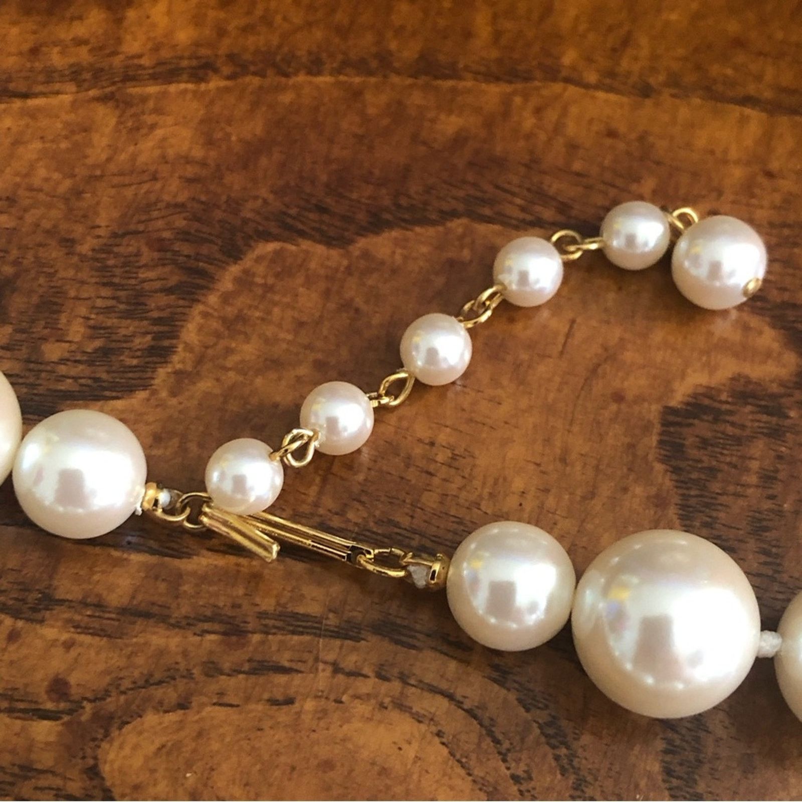 Vintage Vintage opalescent finish cream pearl choker necklace Size ONE SIZE - 10 Thumbnail